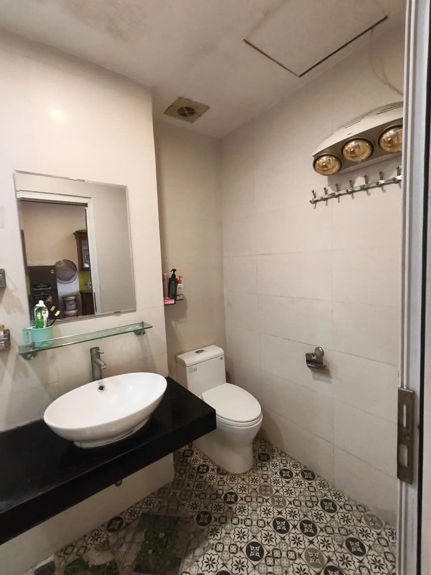 Bán nhà Trịnh Đình Cửu - diện tích 69m2 10 tầng - Căn hộ chung cư mặt đường - giá 5,3 tỷ