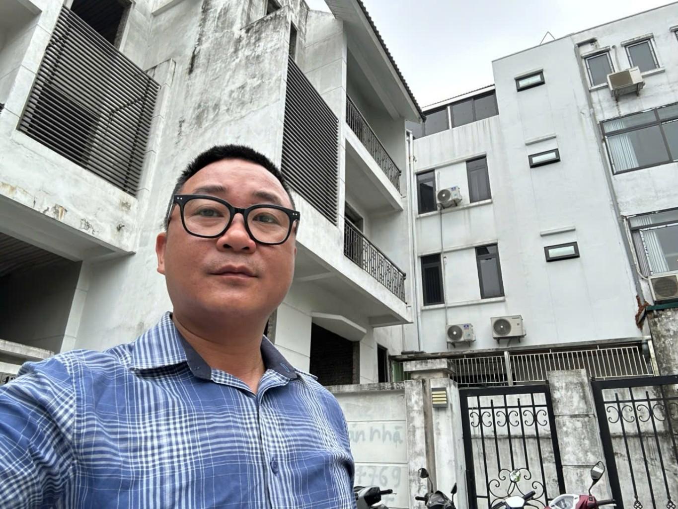 Bán nhà Mạc Thái Tông - diện tích 160.7m2 4 tầng - Khu VIP thuộc phường Trung Hòa - giá 61,5 tỷ