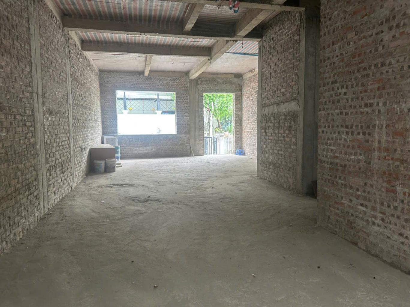 Bán nhà Mạc Thái Tông - diện tích 160.7m2 4 tầng - Khu VIP thuộc phường Trung Hòa - giá 61,5 tỷ