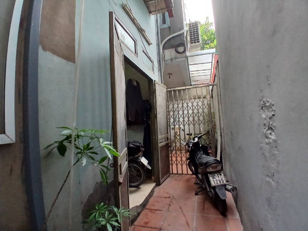 Bán nhà Vĩnh Hưng - diện tích 37m2 2 tầng - Nhà cũ xác định bán đất - giá 4 tỷ