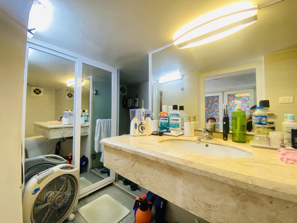 Bán nhà Phố Huế - diện tích 100m2 3 tầng - Nhà tập thể pháp cổ - giá 8,5 tỷ