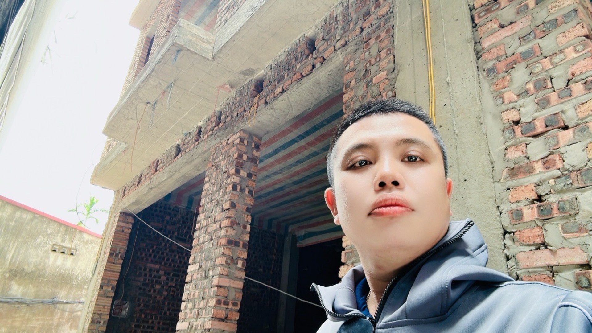 Bán nhà Nguyễn Khoái - diện tích 48m2 5 tầng - Thang máy, gần ô tô - giá 9,98 tỷ