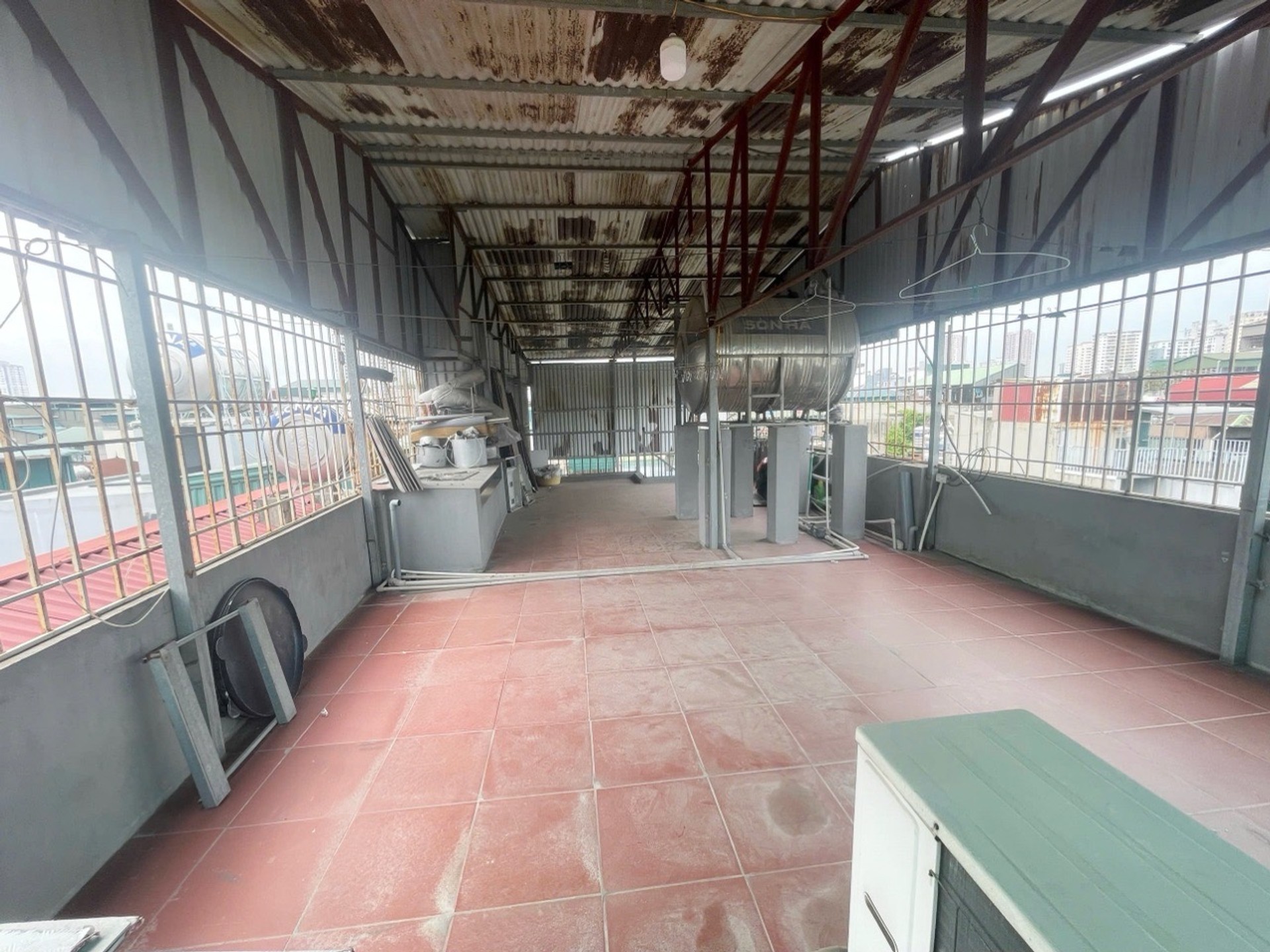 Bán nhà Minh Khai - diện tích 100m2 5 tầng - Lô góc 3 thoáng - giá 11,2 tỷ