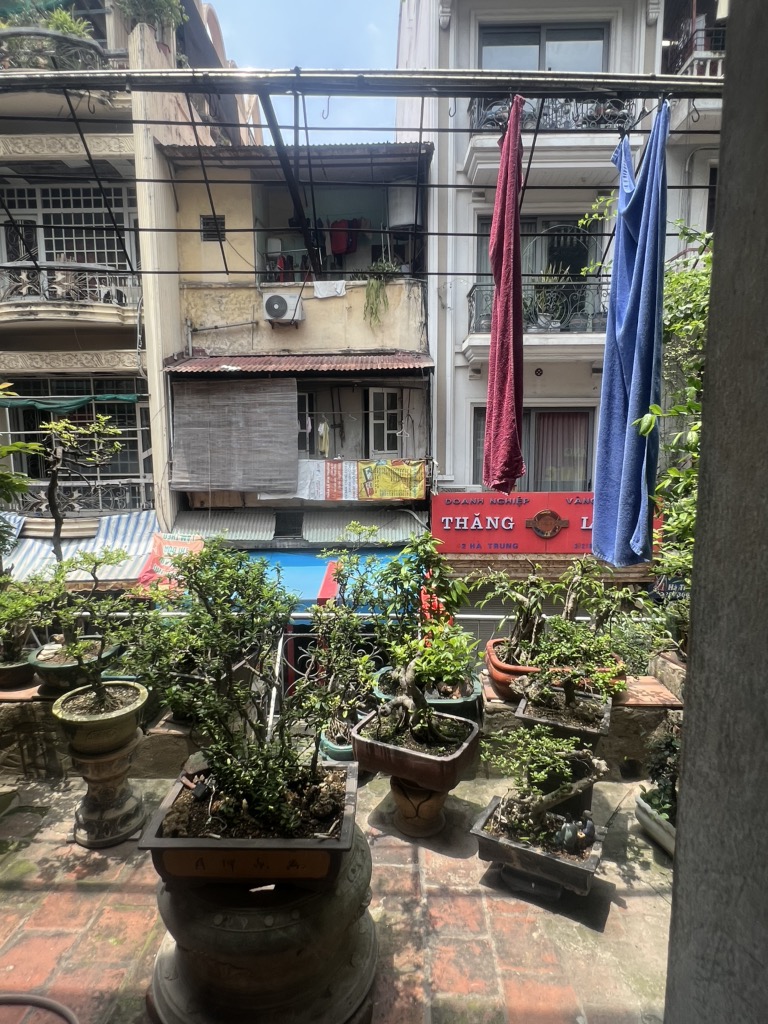 Bán nhà Hà Trung - diện tích 64m2 2 tầng - Mặt tiền quyền lực - giá 74 tỷ