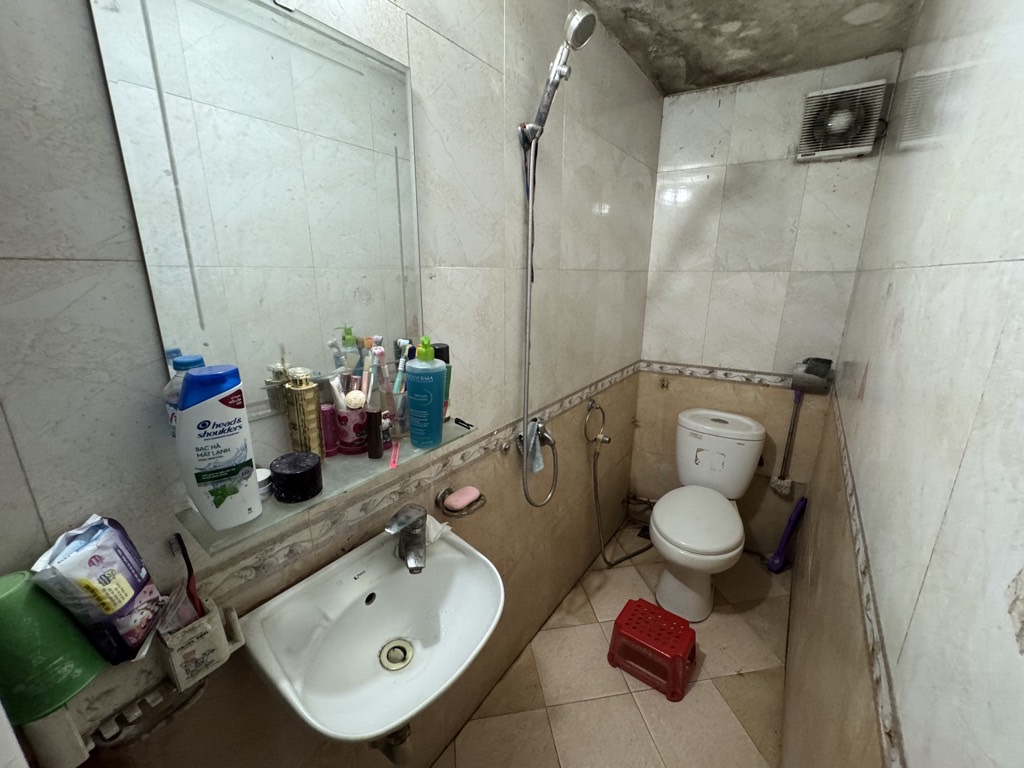 Bán nhà Bạch Mai - diện tích 25m2 5 tầng - Ngõ thông tứ tung - giá 6,8 tỷ
