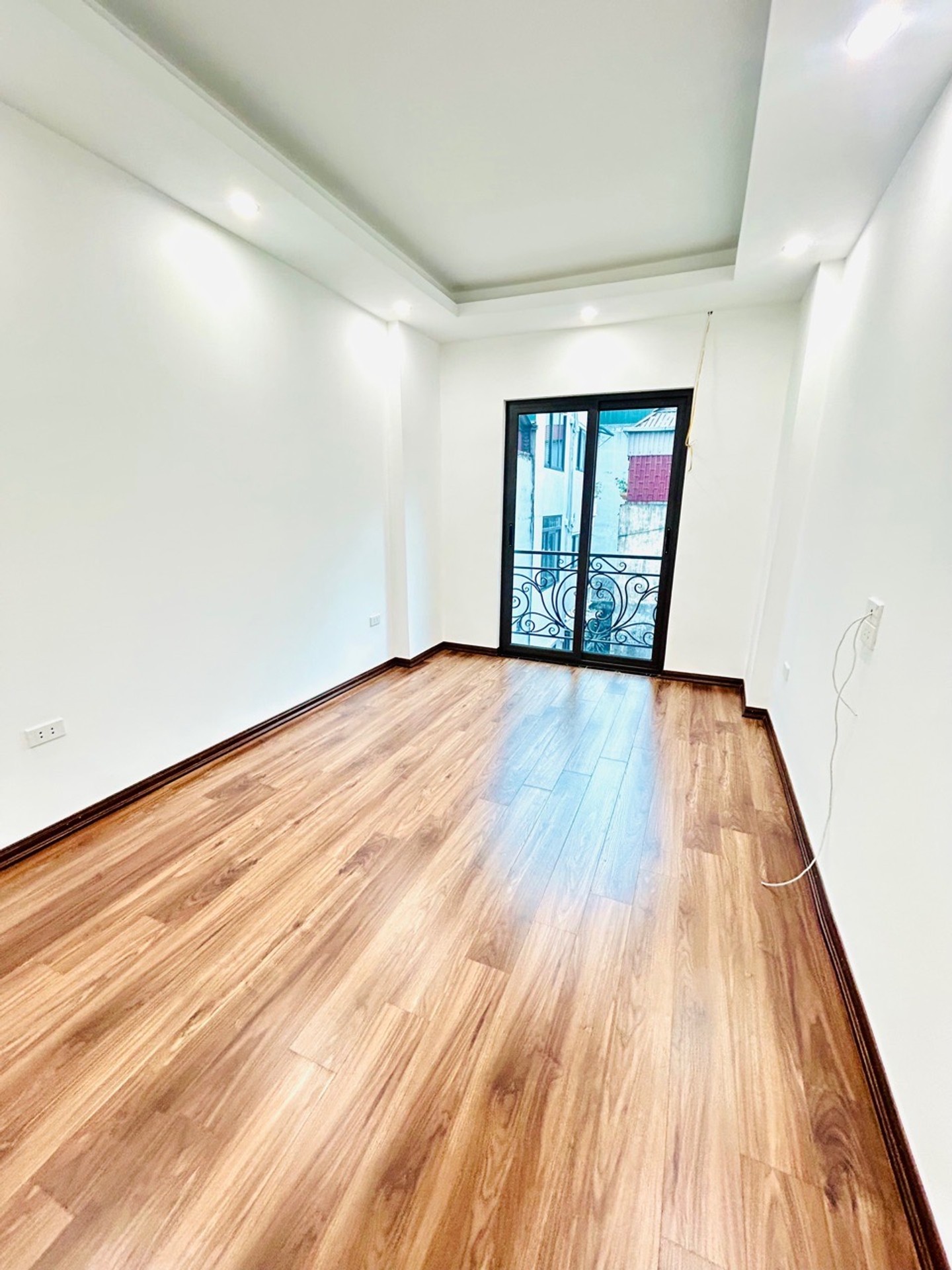 Bán nhà Phố Đại Đồng - diện tích 36m2 5 tầng - Nhà đẹp hiếm có - giá 7,9 tỷ