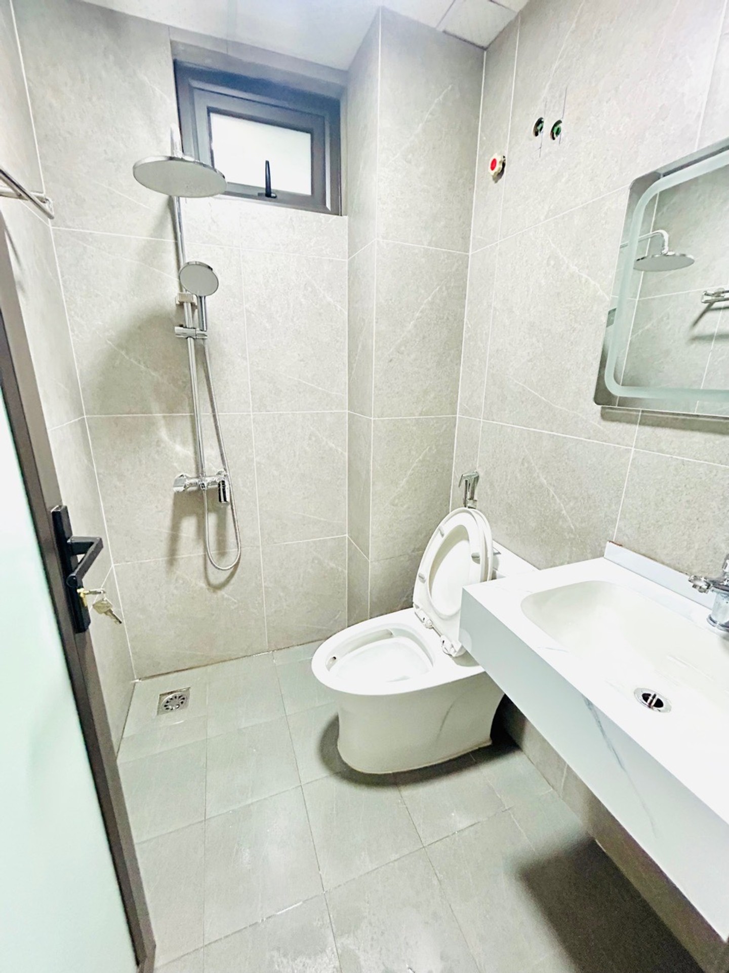 Bán nhà Phố Đại Đồng - diện tích 36m2 5 tầng - Nhà đẹp hiếm có - giá 7,9 tỷ