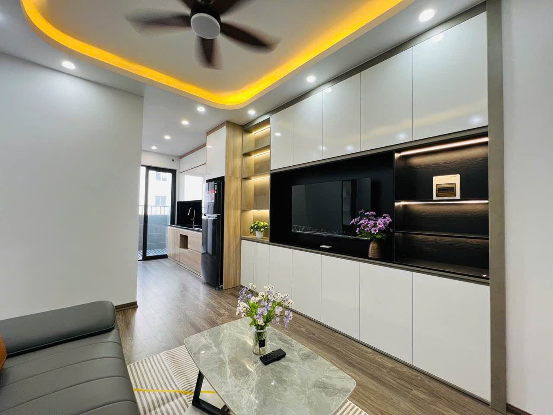 Bán nhà Linh Đàm - diện tích 68m2 1 tầng - Ô tô đỗ sảnh - giá 5,25 tỷ