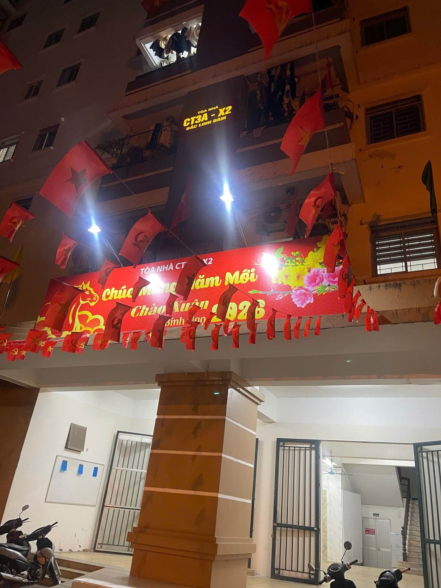 Bán nhà Linh Đàm - diện tích 68m2 1 tầng - Ô tô đỗ sảnh - giá 5,25 tỷ