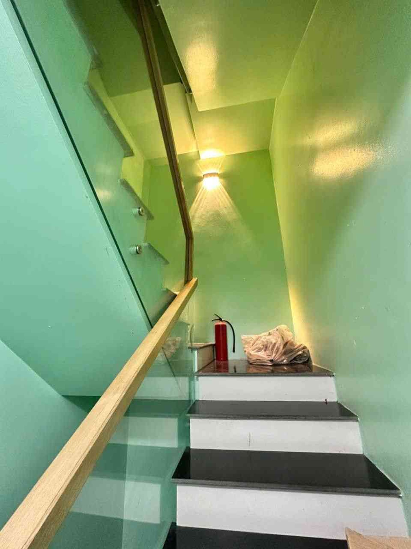 Bán nhà Lĩnh Nam - diện tích 44m2 4 tầng - Căn góc kinh doanh đỉnh - giá 13,5 tỷ