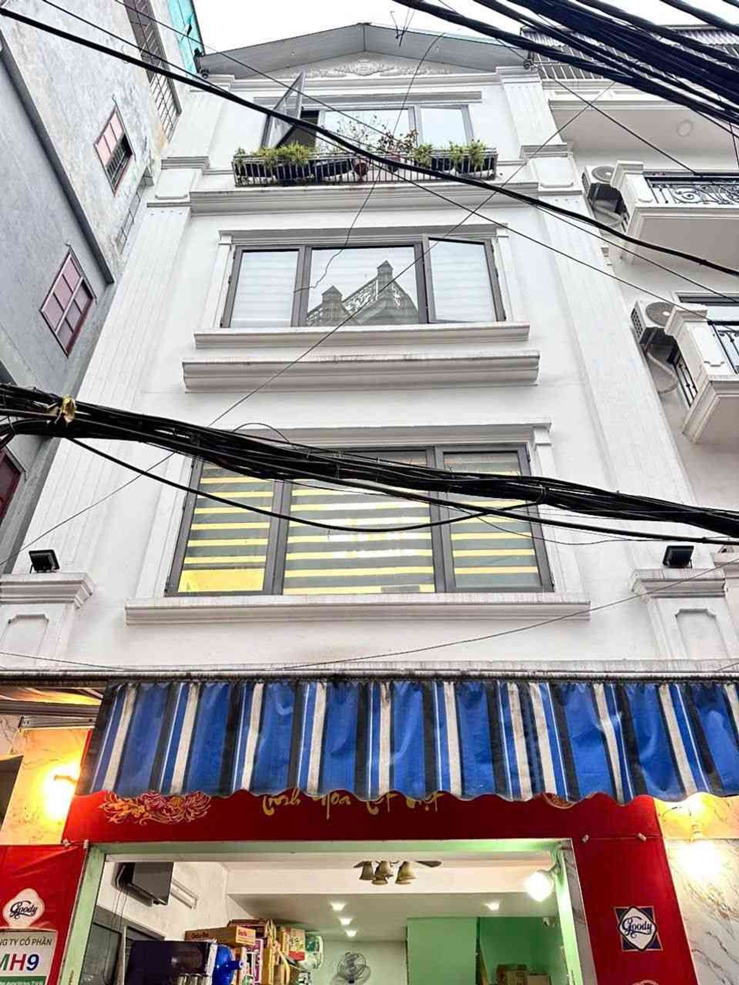 Bán nhà Lĩnh Nam - diện tích 44m2 4 tầng - Căn góc kinh doanh đỉnh - giá 13,5 tỷ