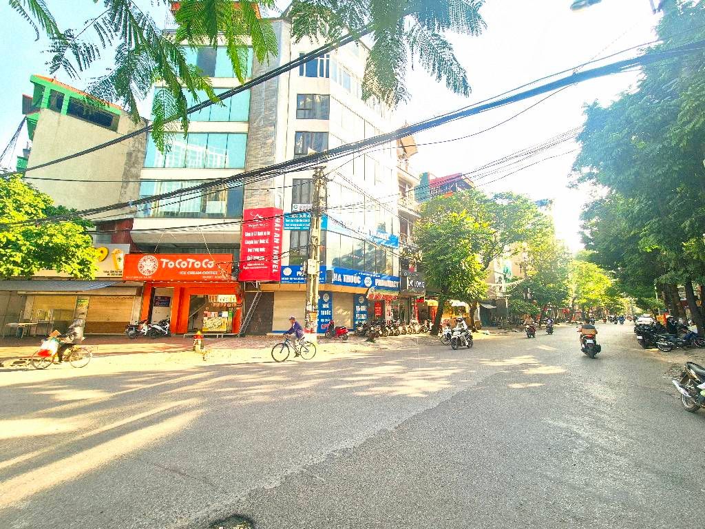 Bán nhà Hoàng Mai - diện tích 170m2 2 tầng - đất vuông vắn, ô tô tránh - giá 19,75 tỷ