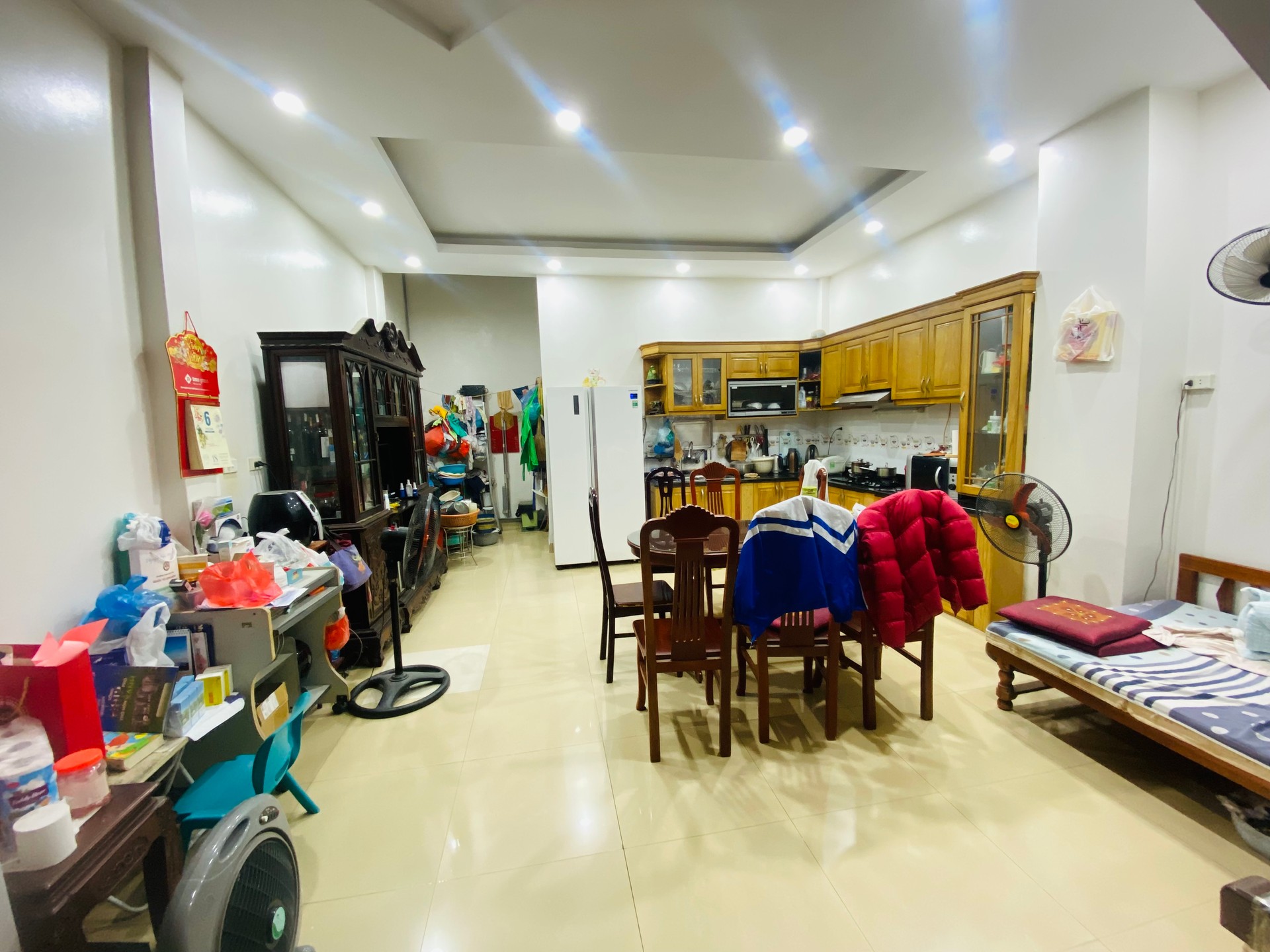 Bán nhà Hoàng Mai - diện tích 57m2 5 tầng - Ngõ thông - giá 15 tỷ