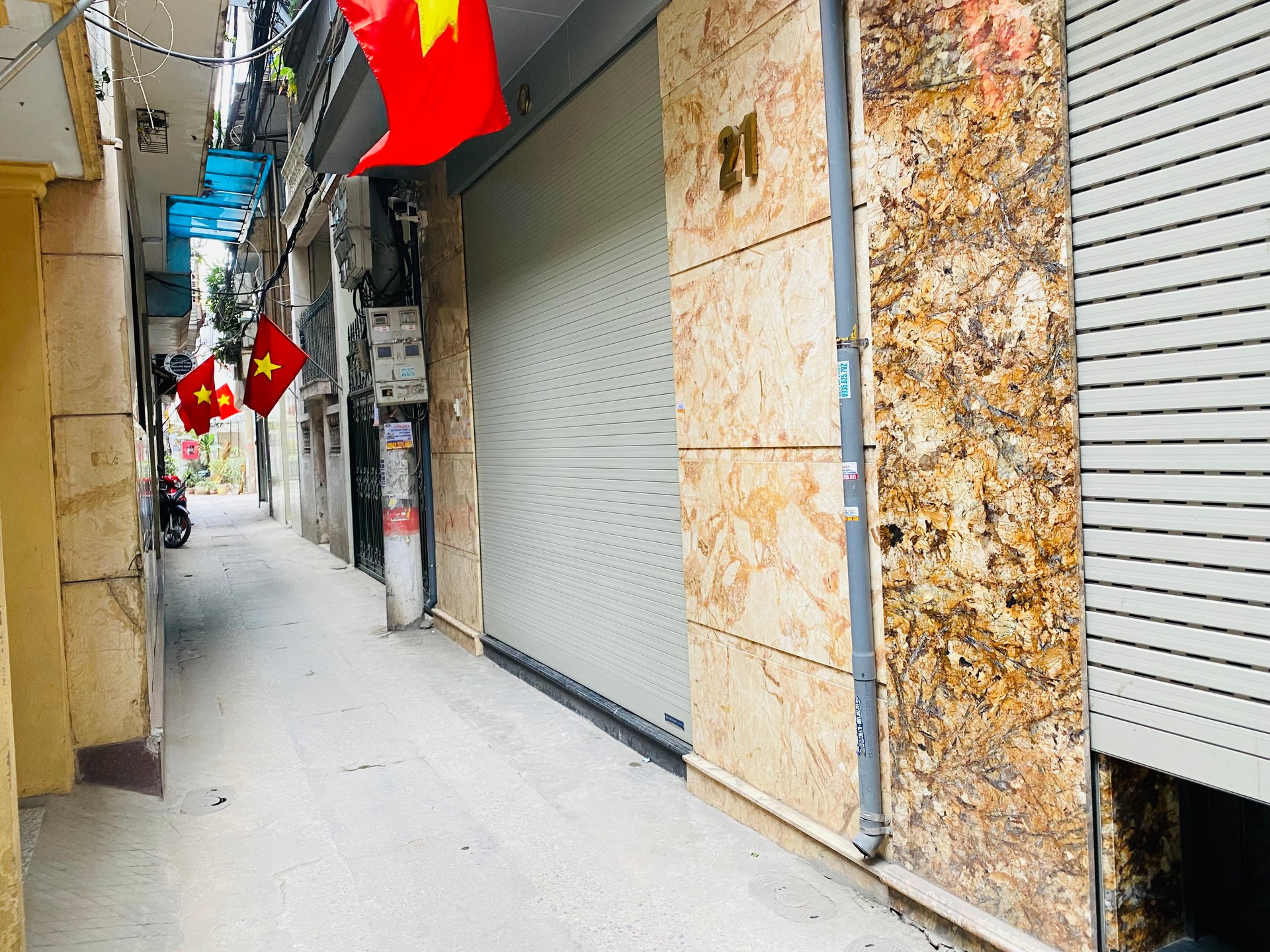 Bán nhà Hoàng Mai - diện tích 57m2 5 tầng - Ngõ thông - giá 15 tỷ