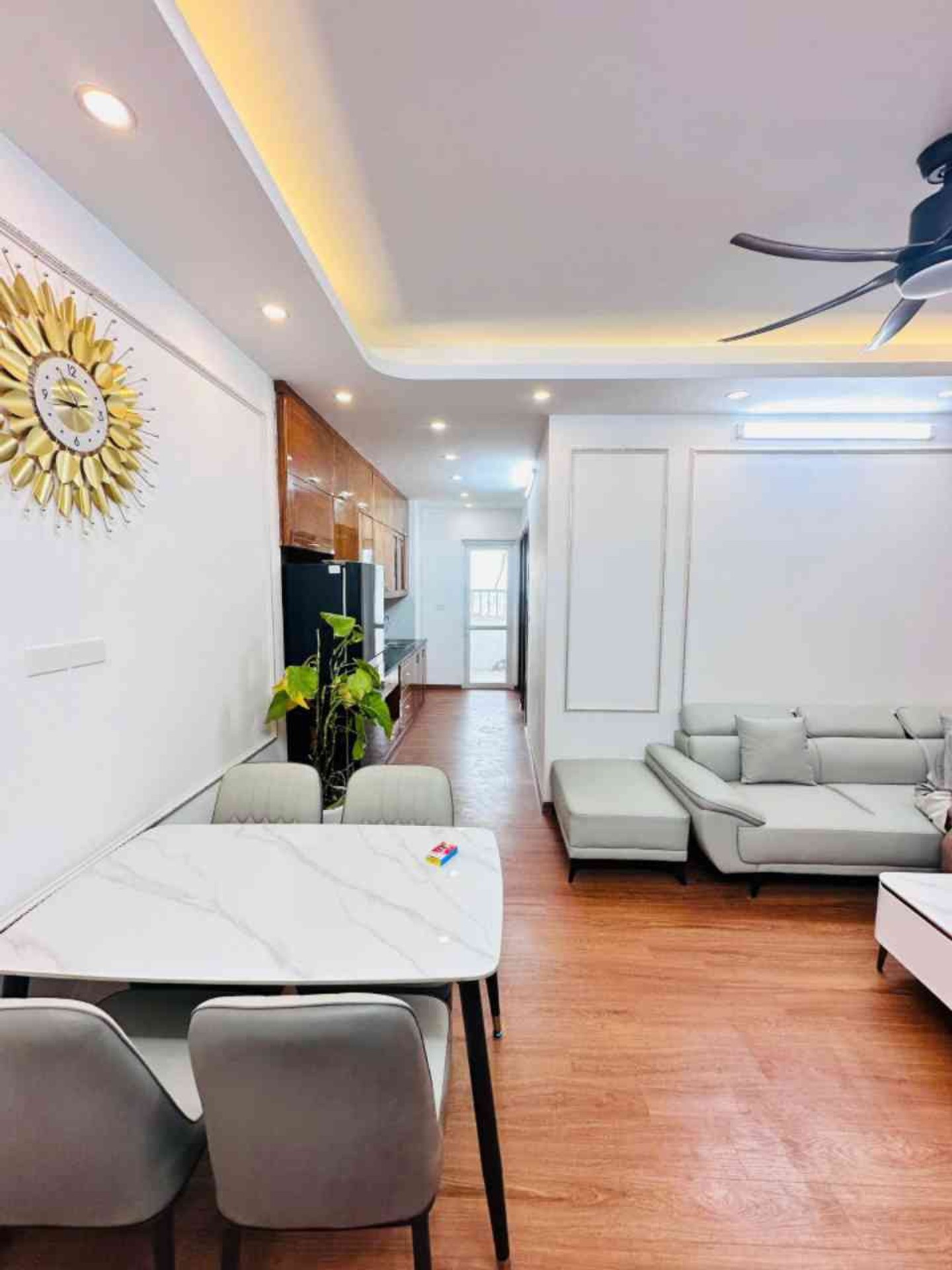 Bán nhà Nguyễn Xiển - diện tích 74m2 1 tầng - Căn góc, nhiều cửa sổ - giá 4,65 tỷ
