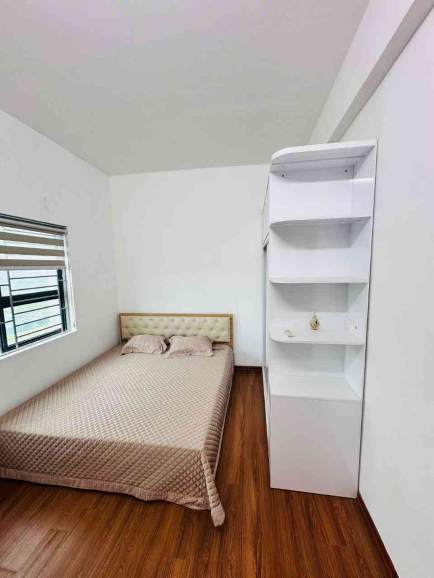 Bán nhà Nguyễn Xiển - diện tích 74m2 1 tầng - Căn góc, nhiều cửa sổ - giá 4,65 tỷ