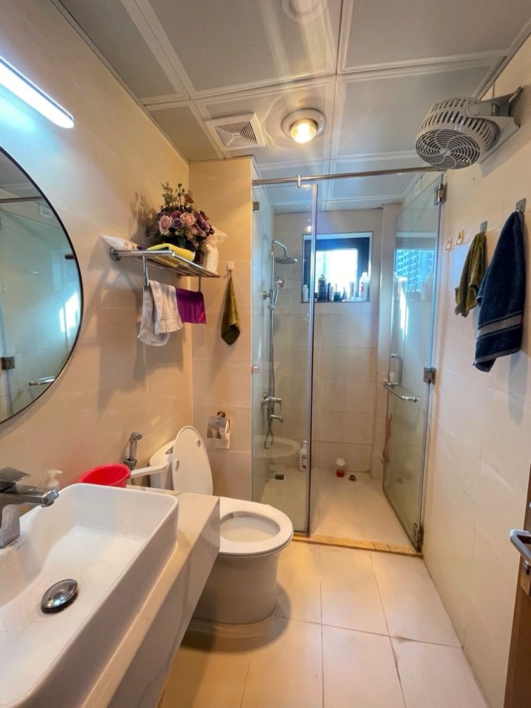 Bán nhà Hai Bà Trưng - diện tích 104m2 1 tầng - Căn góc - giá 10,5 tỷ