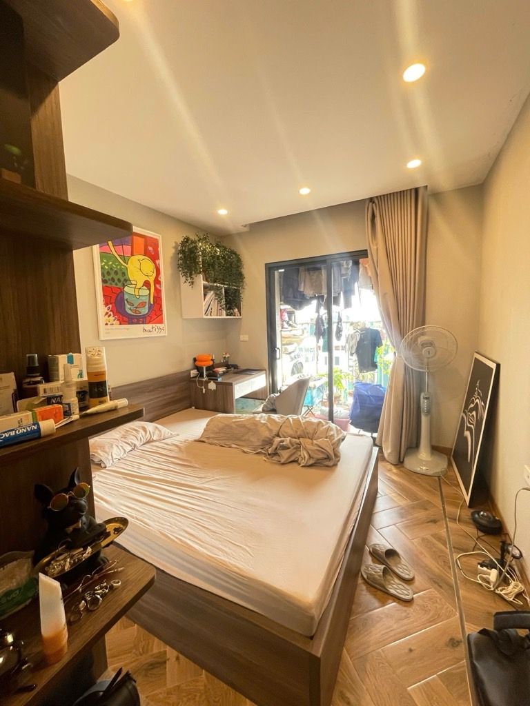 Bán nhà Hai Bà Trưng - diện tích 104m2 1 tầng - Căn góc - giá 10,5 tỷ