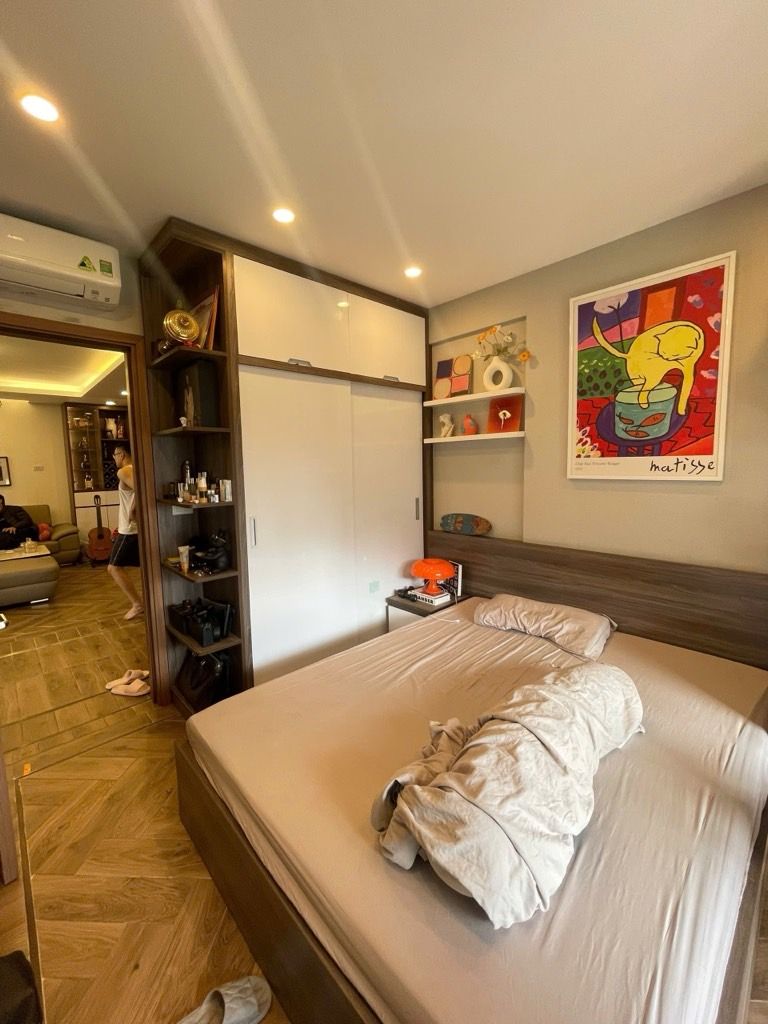 Bán nhà Hai Bà Trưng - diện tích 104m2 1 tầng - Căn góc - giá 10,5 tỷ