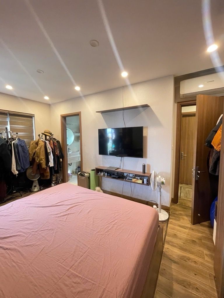 Bán nhà Hai Bà Trưng - diện tích 104m2 1 tầng - Căn góc - giá 10,5 tỷ