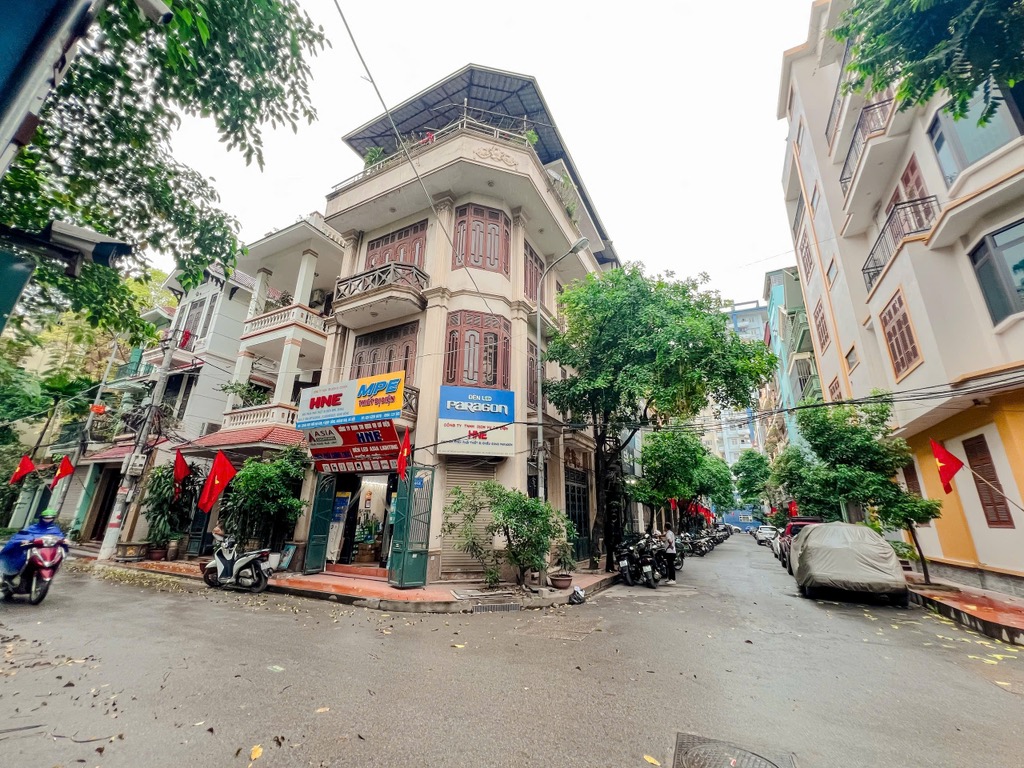 Bán nhà Nguyễn Cảnh Dị - diện tích 78.9m2 4 tầng - Lô góc 2 mặt thoáng - giá 36 tỷ