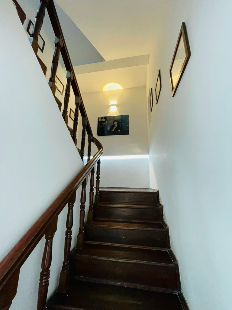 Bán nhà Tôn Đức Thắng - diện tích 95m2 4 tầng - ô tô tránh - giá 33 tỷ