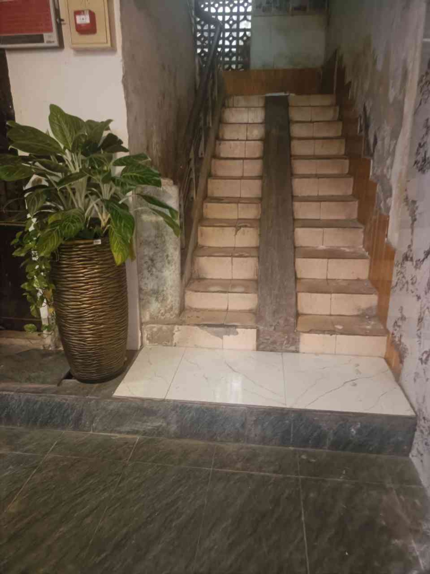 Bán nhà Lò Đúc - diện tích 25m2 2 tầng - Nhà ở phố, 1 bước vào trung tâm - giá 5 tỷ