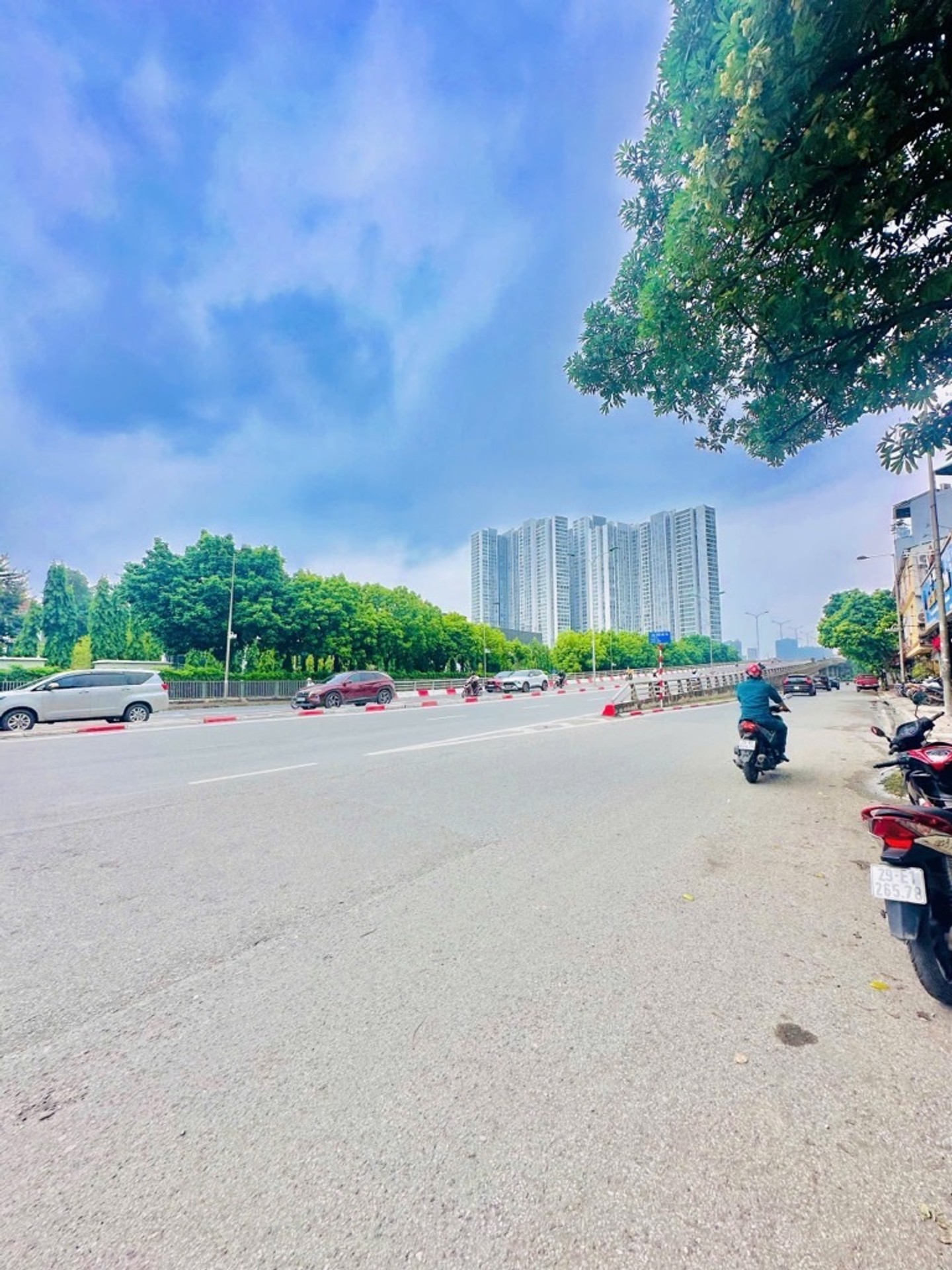 Bán nhà Miếu Đầm - diện tích 154.4m2 6 tầng - 2 mặt thoáng, mặt phố - giá 64 tỷ