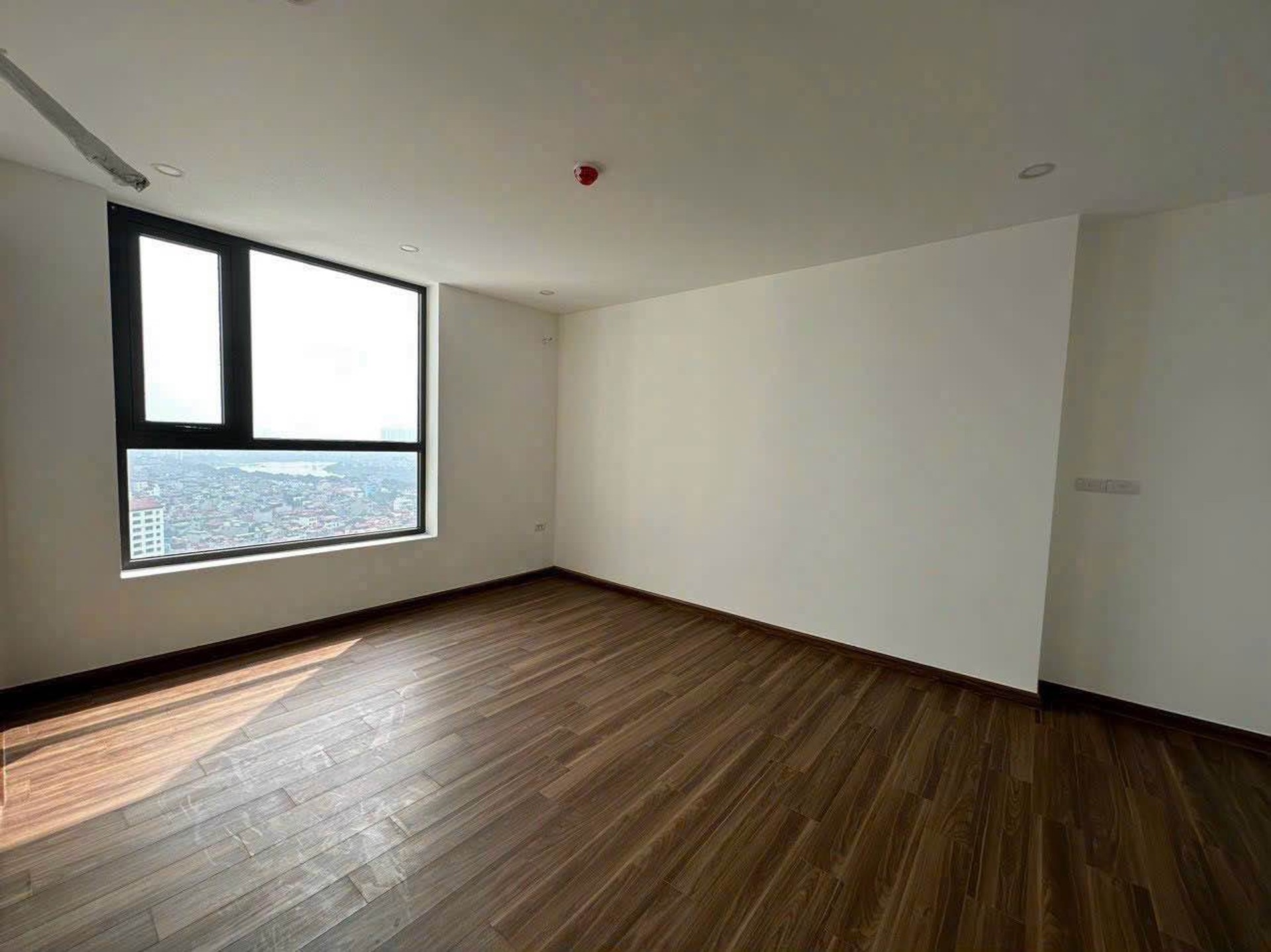 Bán nhà Trần Hòa - diện tích 82m2 1 tầng - Nhà mới bàn giao - giá 6,4 tỷ