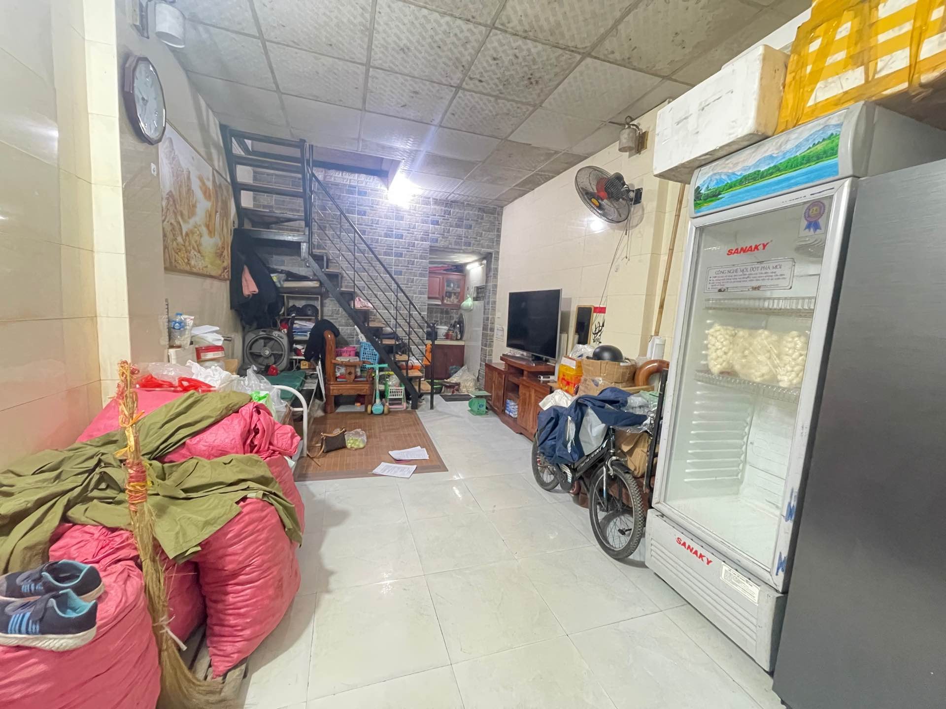 Bán nhà Lê Trọng Tấn - diện tích 30m2 2 tầng - Lô góc 2 mặt ngõ - giá 2,35 tỷ