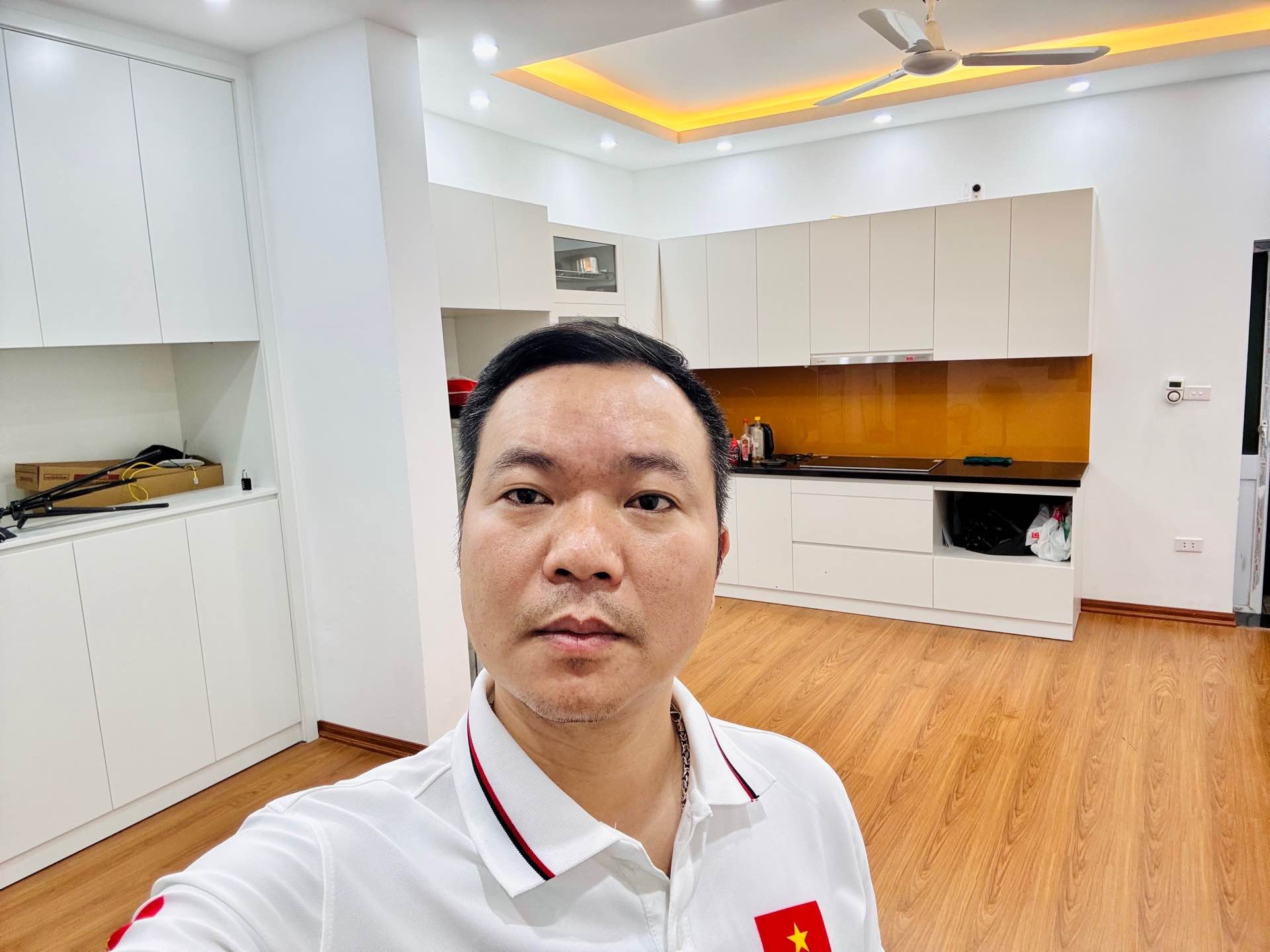 Bán nhà Nguyễn Chính - diện tích 42m2 3 tầng - gần ô tô - giá 7,1 tỷ