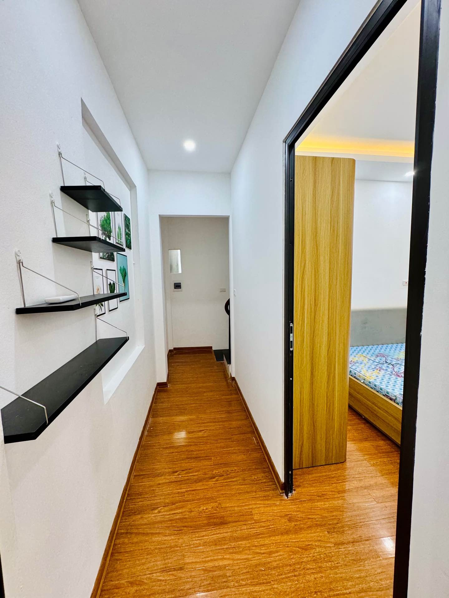 Bán nhà Nguyễn Chính - diện tích 42m2 3 tầng - gần ô tô - giá 7,1 tỷ