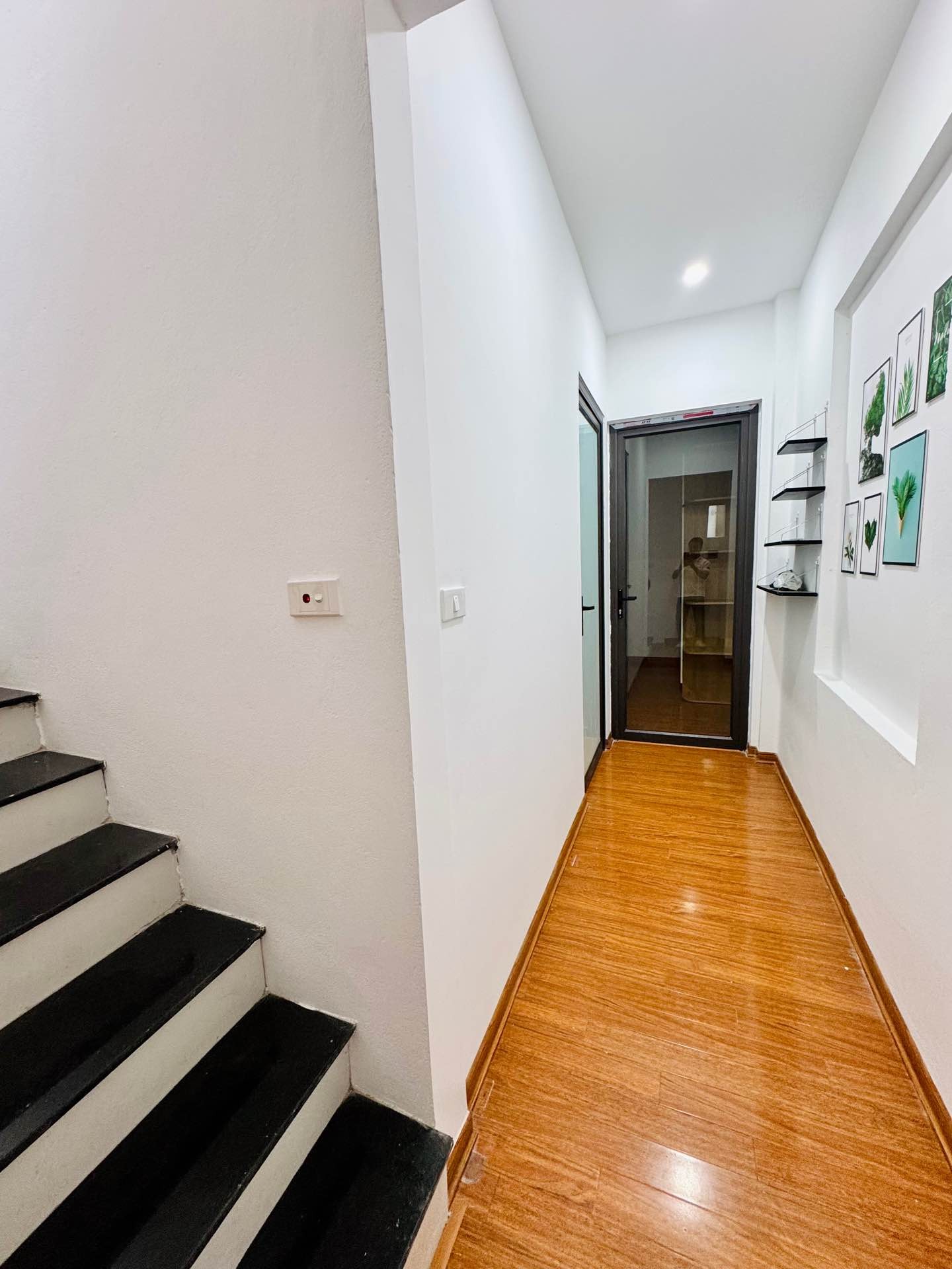 Bán nhà Nguyễn Chính - diện tích 42m2 3 tầng - gần ô tô - giá 7,1 tỷ
