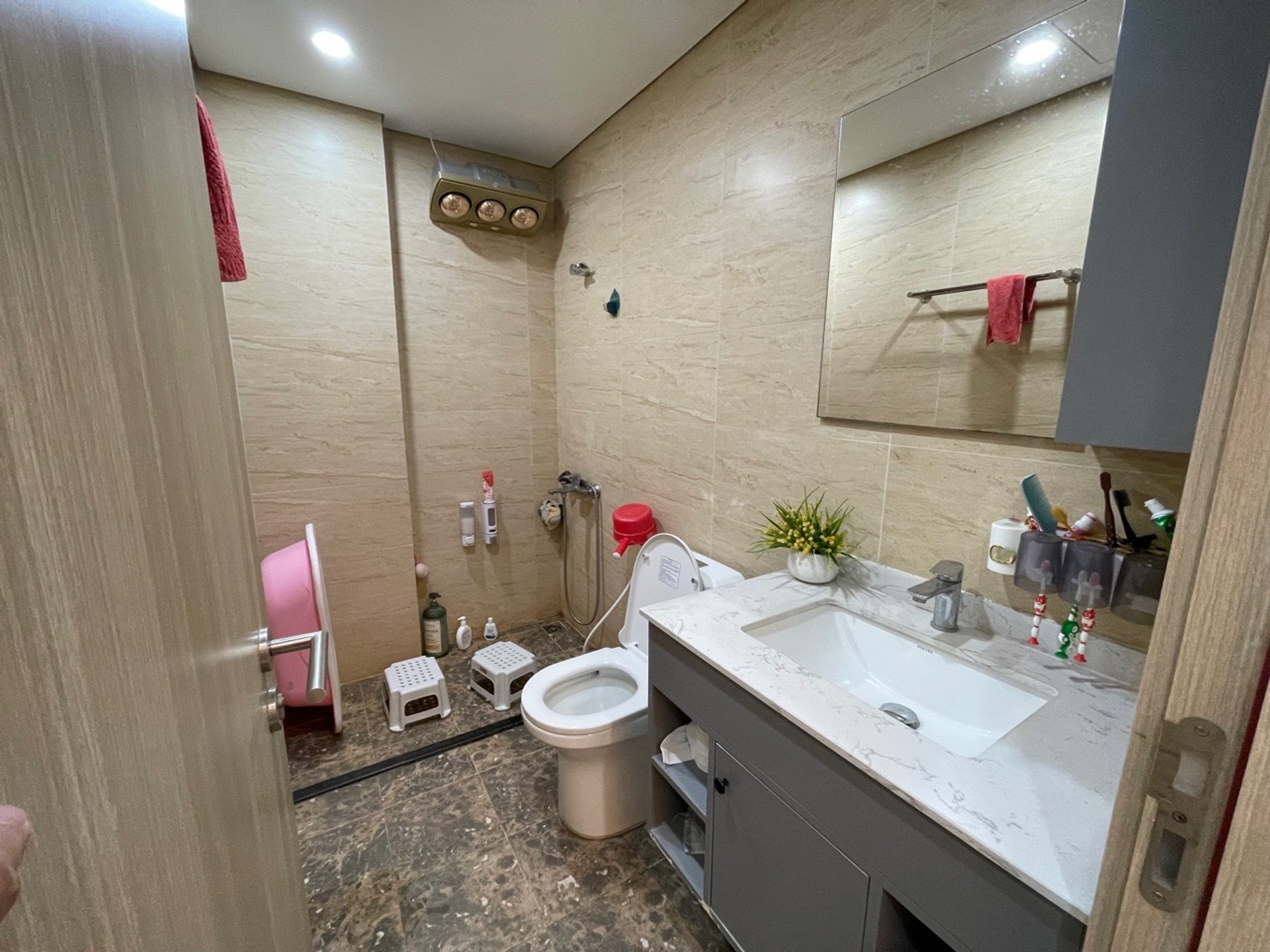Bán nhà Hoàng Mai - diện tích 76m2 3 tầng - Căn hộ chung cư Feliz Homes - giá 7,95 tỷ