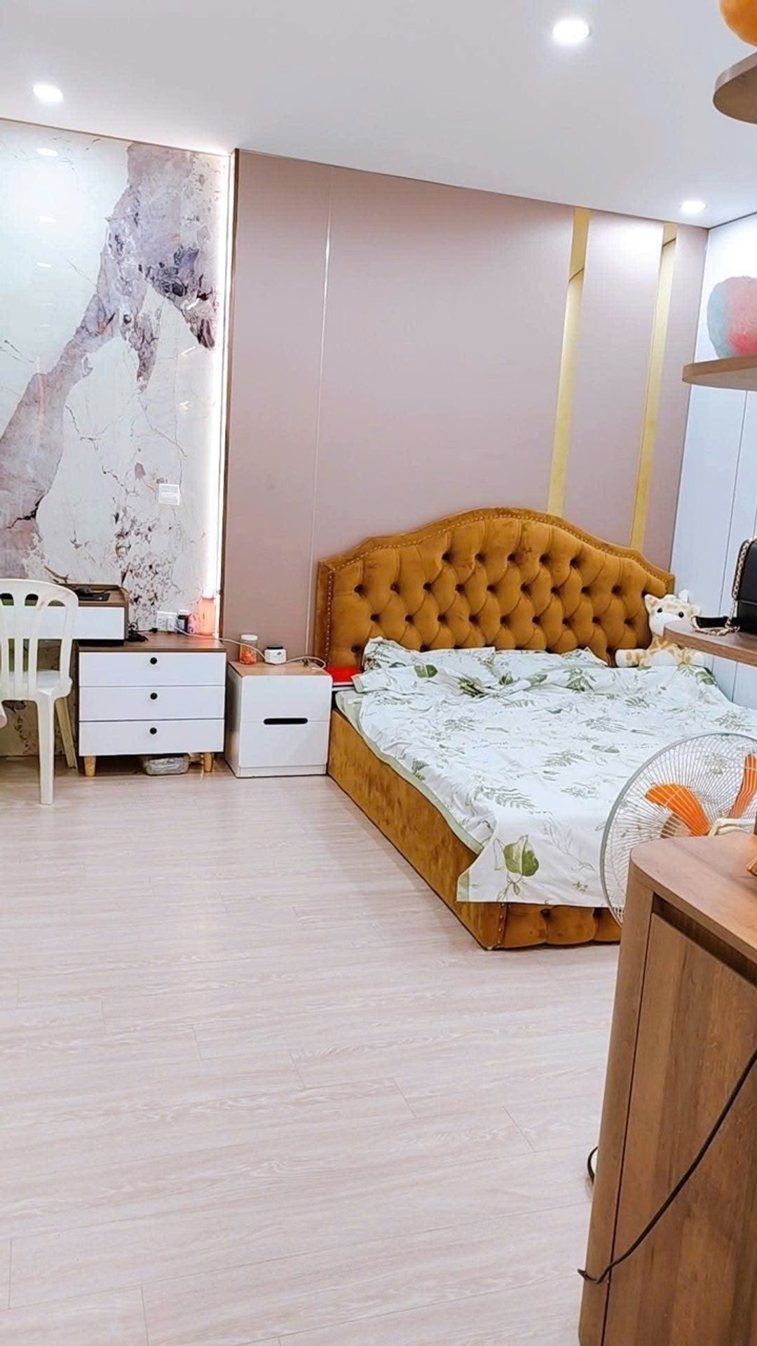 Bán nhà Hoàng Mai - diện tích 76m2 3 tầng - Căn hộ chung cư Feliz Homes - giá 7,95 tỷ