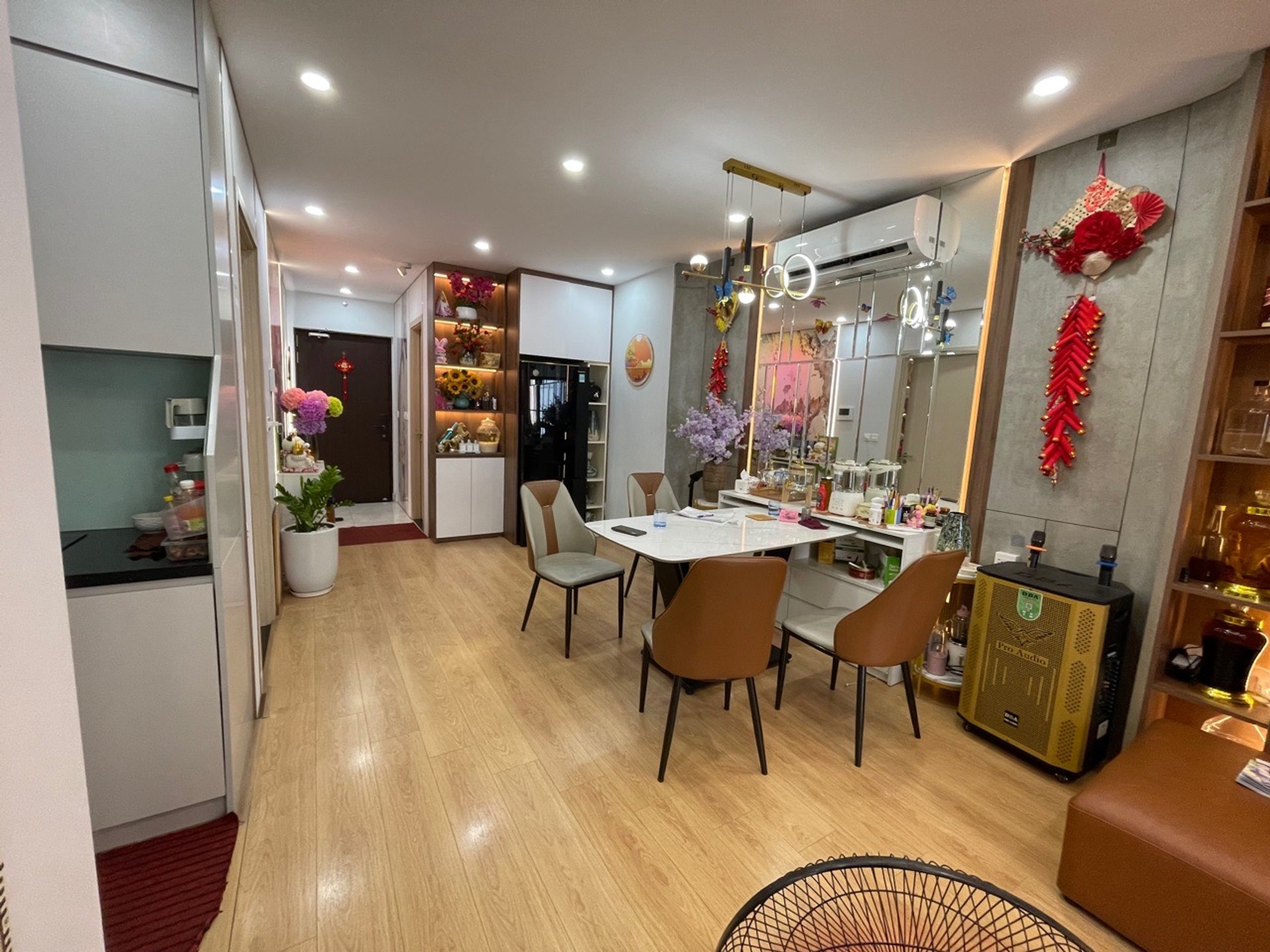 Bán nhà Hoàng Mai - diện tích 76m2 3 tầng - Căn hộ chung cư Feliz Homes - giá 7,95 tỷ