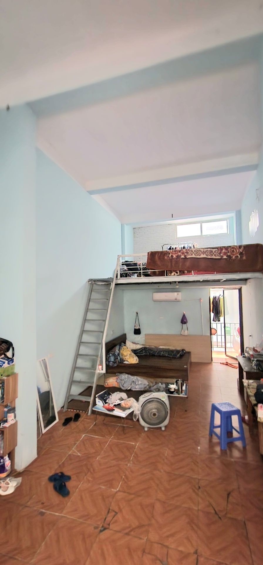 Bán nhà Nguyễn Chính - diện tích 206m2 6 tầng - Mặt phố sầm uất - giá 62 tỷ