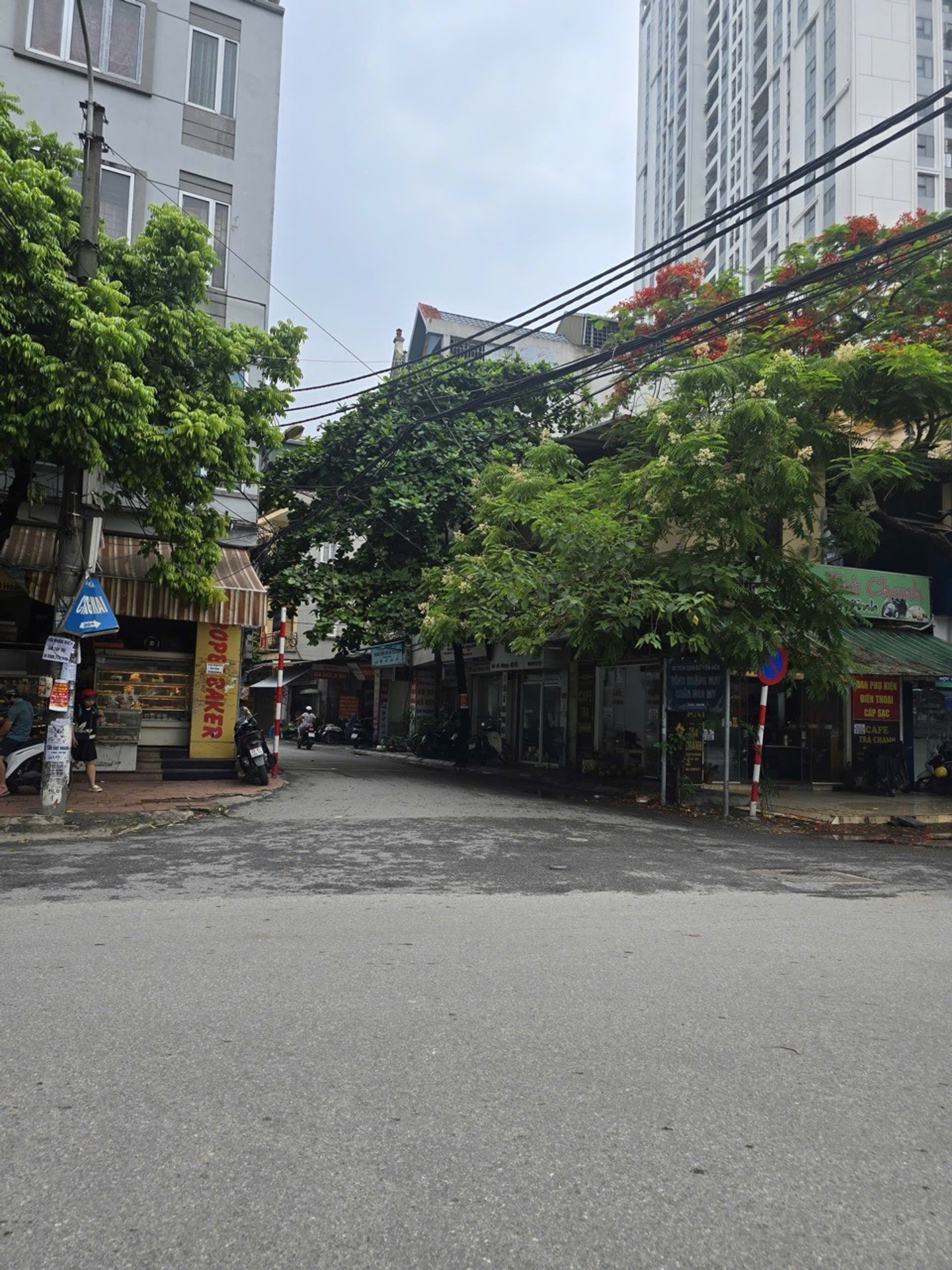 Bán nhà Hoàng Mai - diện tích 46m2 0 tầng - Ô TÔ ĐỖ CỔNG - giá 9,8 tỷ