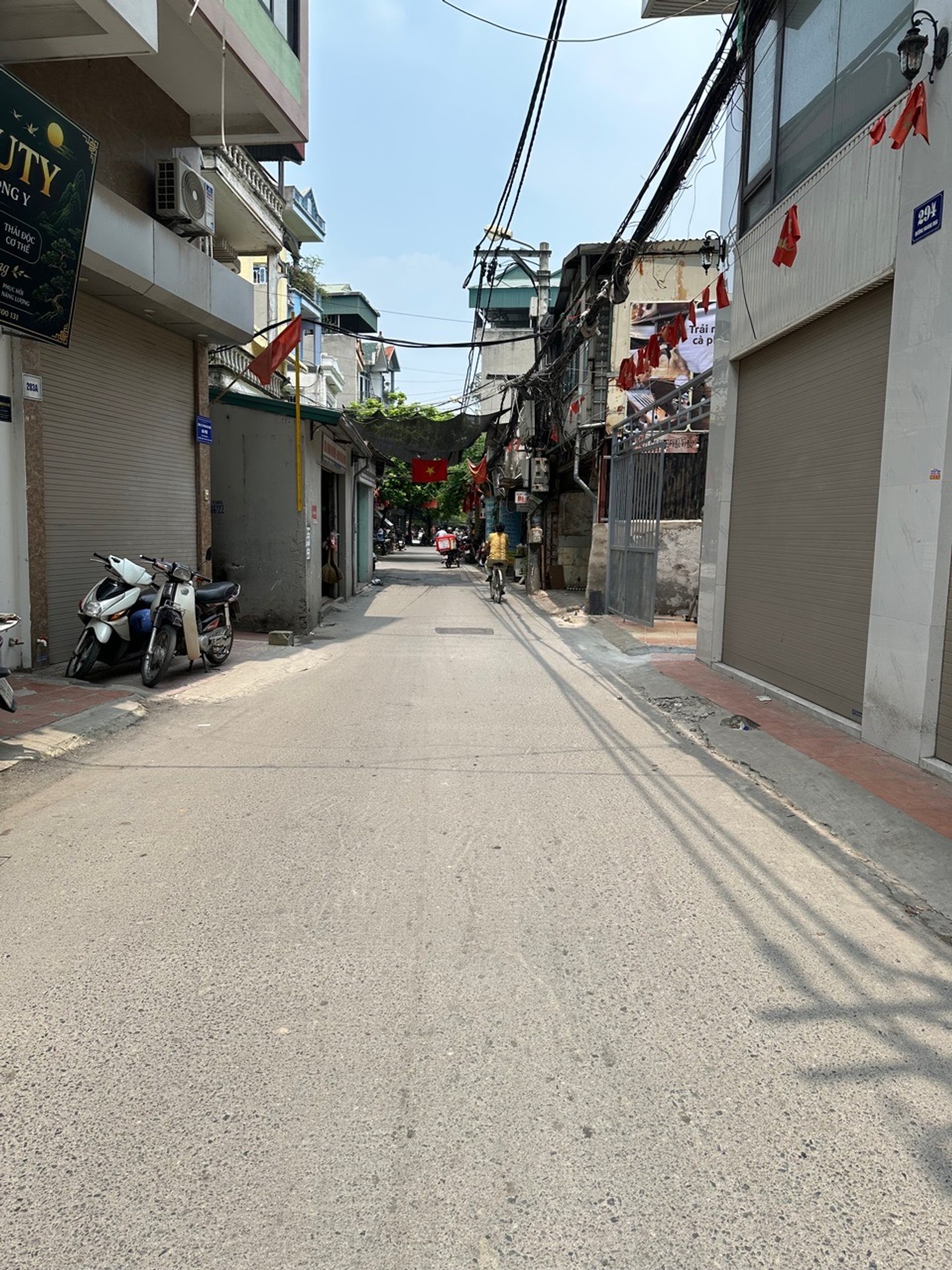 Bán nhà Hoàng Mai - diện tích 46m2 0 tầng - Ô TÔ ĐỖ CỔNG - giá 9,8 tỷ