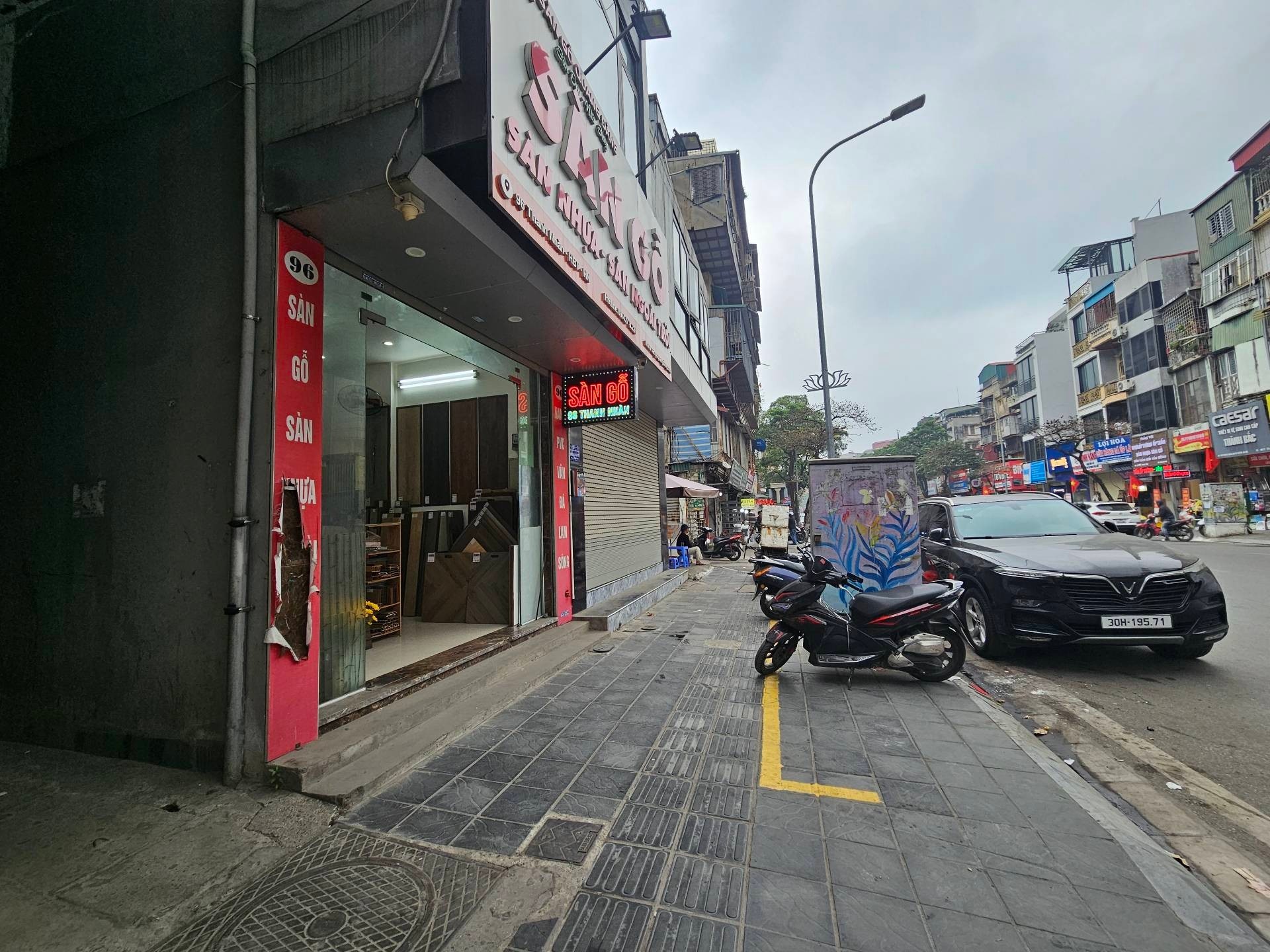 Bán nhà Thanh Nhàn - diện tích 19m2 3 tầng - Nhà đẹp hiếm có - giá 5,8 tỷ