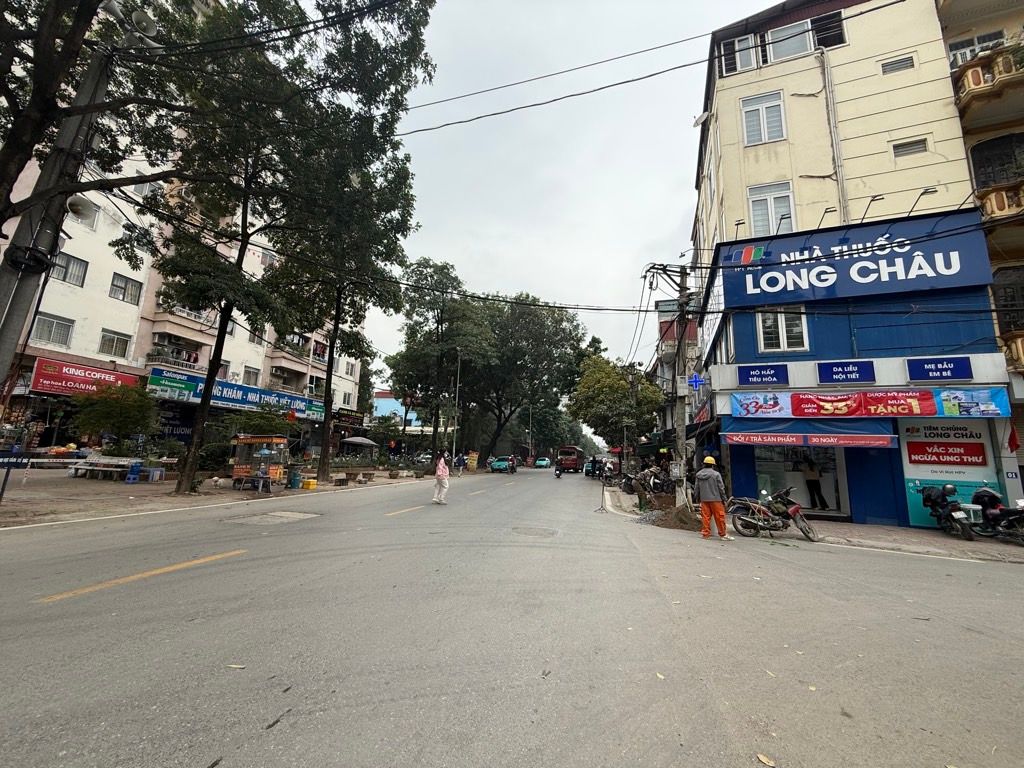 Bán nhà Ngọc Hồi - diện tích 50m2 6 tầng - Ô TÔ - giá 18,1 tỷ