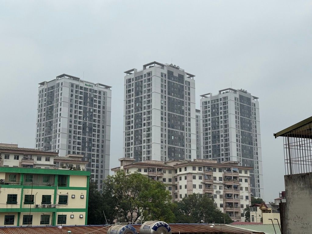 Bán nhà Ngọc Hồi - diện tích 50m2 6 tầng - Ô TÔ - giá 18,1 tỷ
