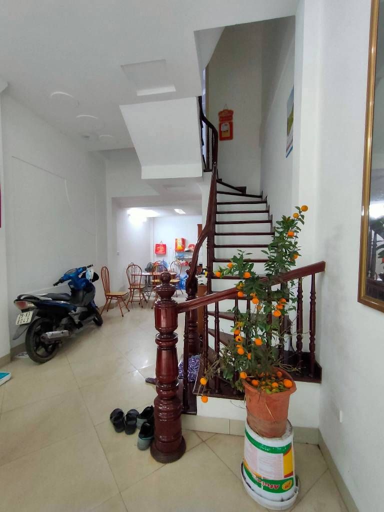 Bán nhà Định Công Hạ - diện tích 36m2 4 tầng - Lô góc, ô tô qua - giá 7,3 tỷ