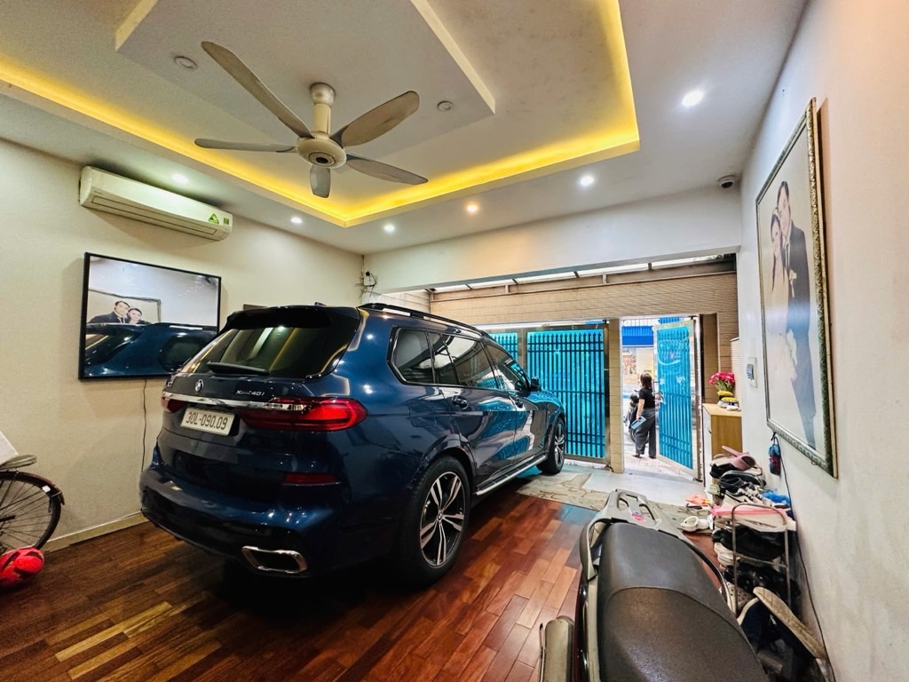 Bán nhà Minh Khai - diện tích 87m2 5 tầng - Ô tô tải dừng đỗ - giá 52,8 tỷ