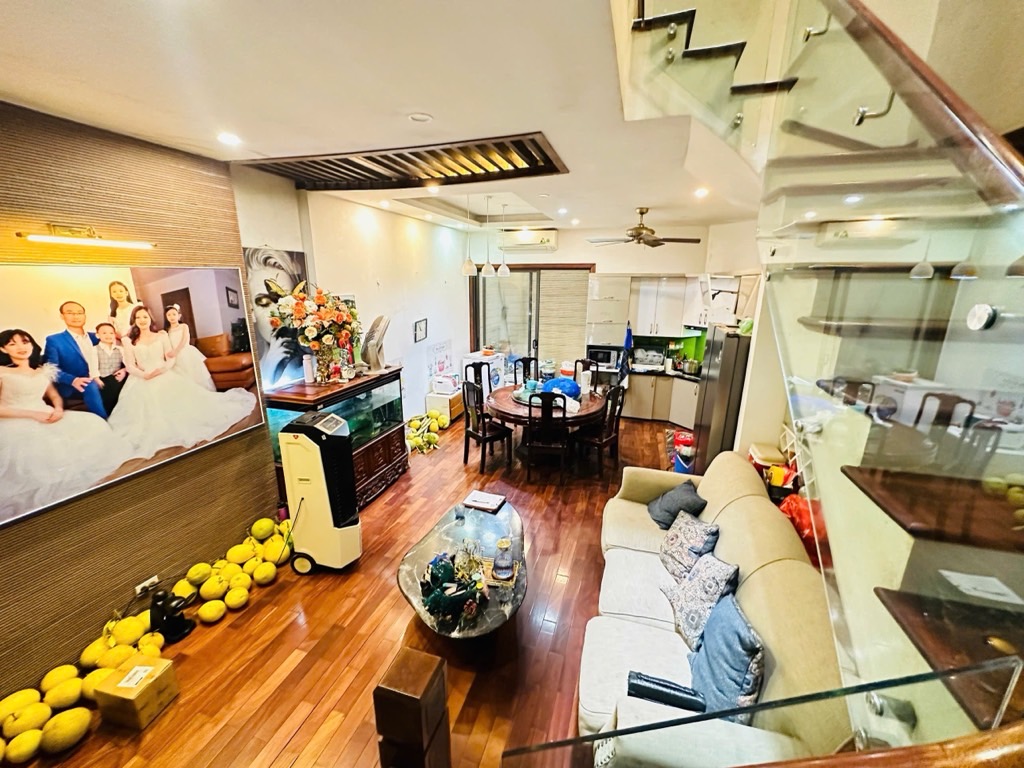 Bán nhà Minh Khai - diện tích 87m2 5 tầng - Ô tô tải dừng đỗ - giá 52,8 tỷ