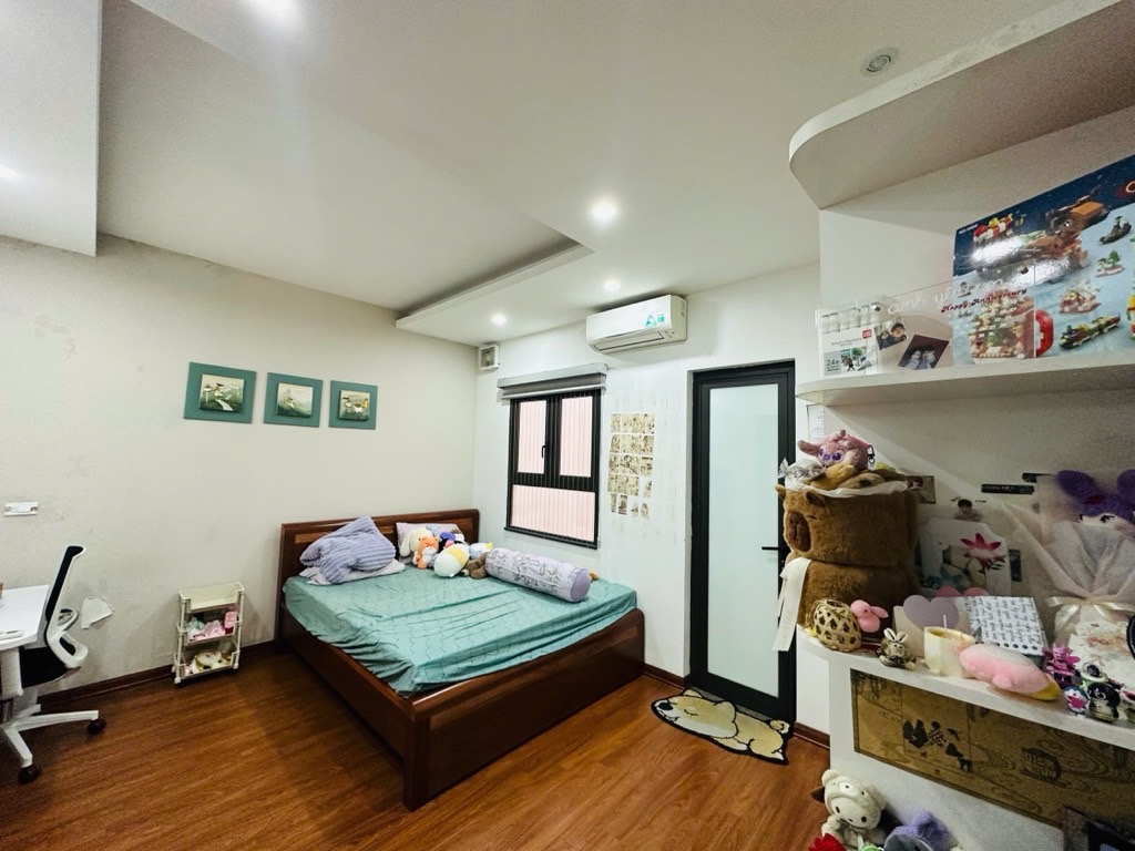 Bán nhà Minh Khai - diện tích 87m2 5 tầng - Ô tô tải dừng đỗ - giá 52,8 tỷ