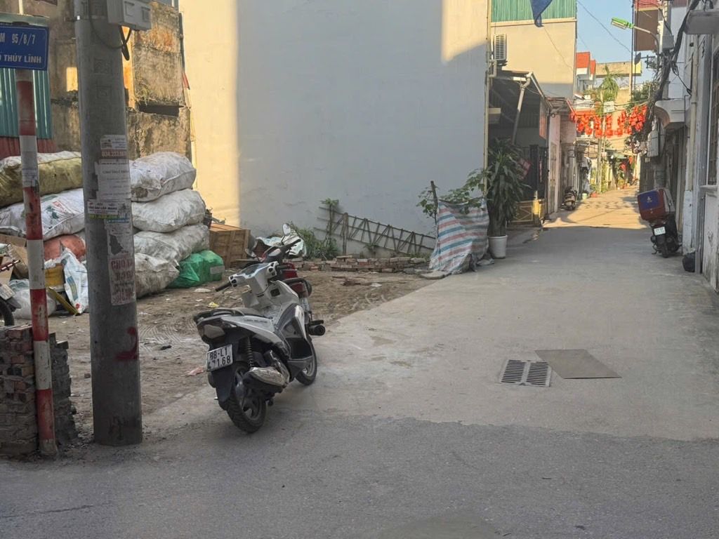 Bán nhà Thúy Lĩnh - diện tích 71m2 1 tầng - Ô TÔ TRÁNH - giá 13,65 tỷ