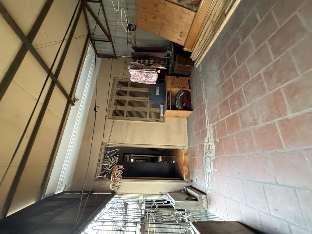 Bán nhà Trương Định - diện tích 150m2 2 tầng - Mặt phố giá như mặt ngõ - giá 37,5 tỷ