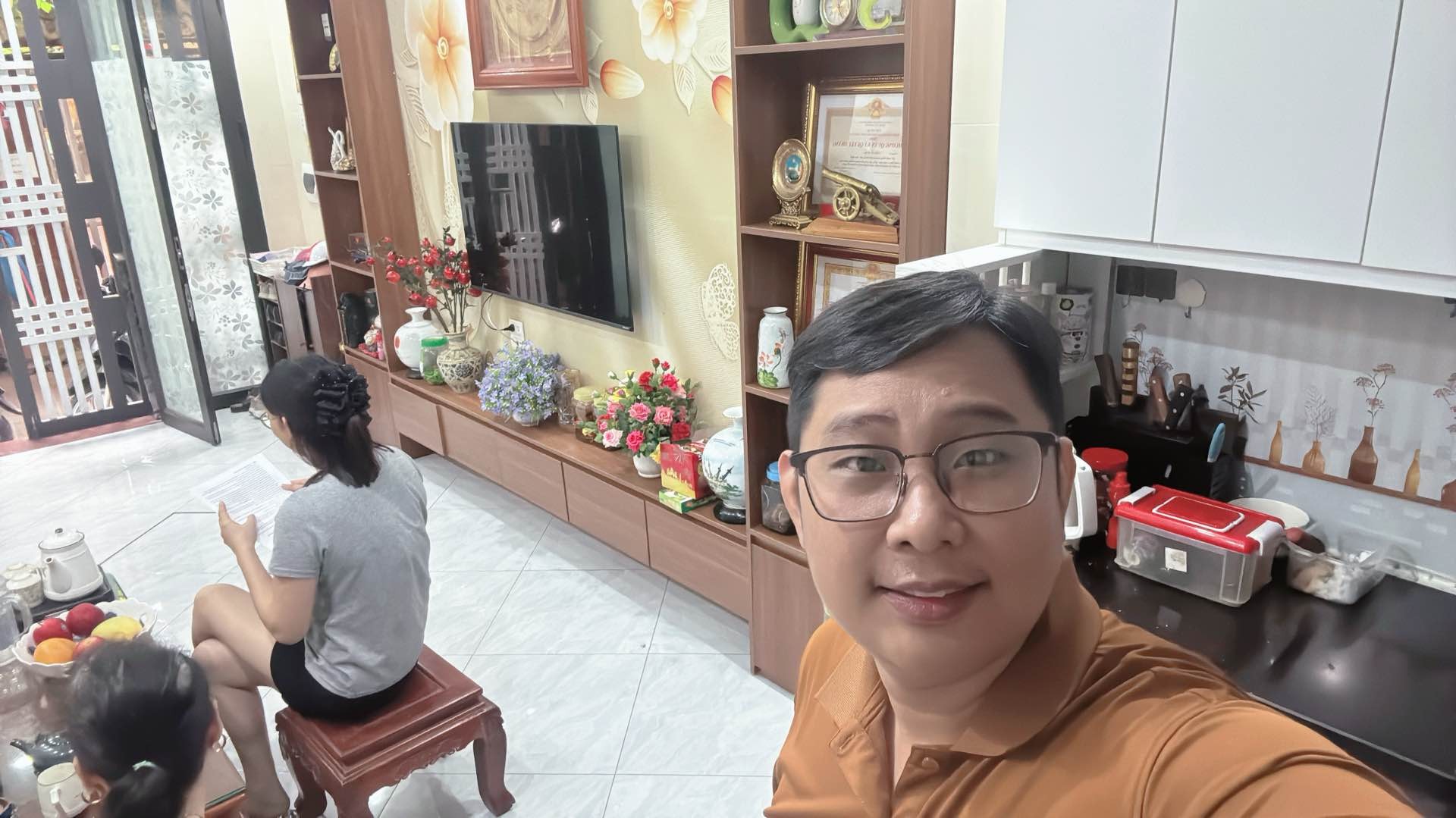 Bán nhà Lĩnh Nam - diện tích 35m2 5 tầng - Ô TÔ ĐỖ CỬA - giá 8,9 tỷ