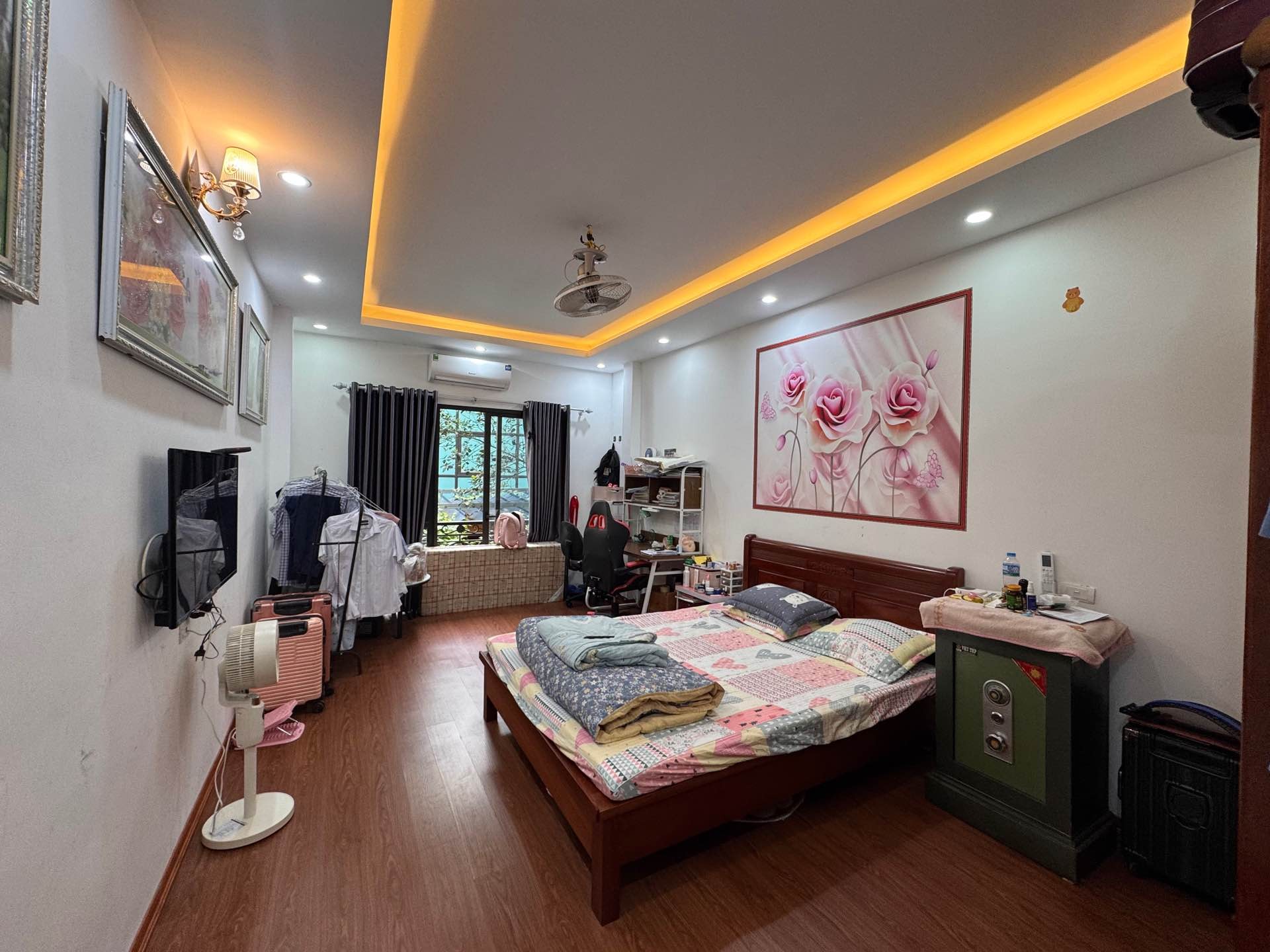 Bán nhà Lĩnh Nam - diện tích 35m2 5 tầng - Ô TÔ ĐỖ CỬA - giá 8,9 tỷ